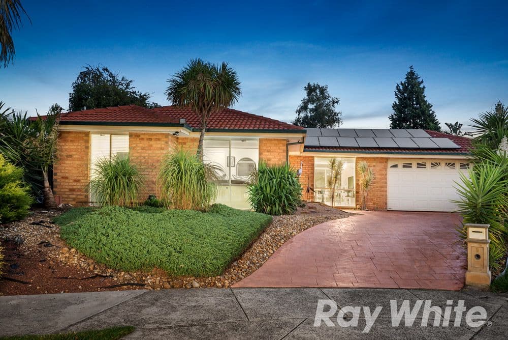 9 Hobson Crescent, Mill Park VIC 3082, Mill Park - Thumbnail 2