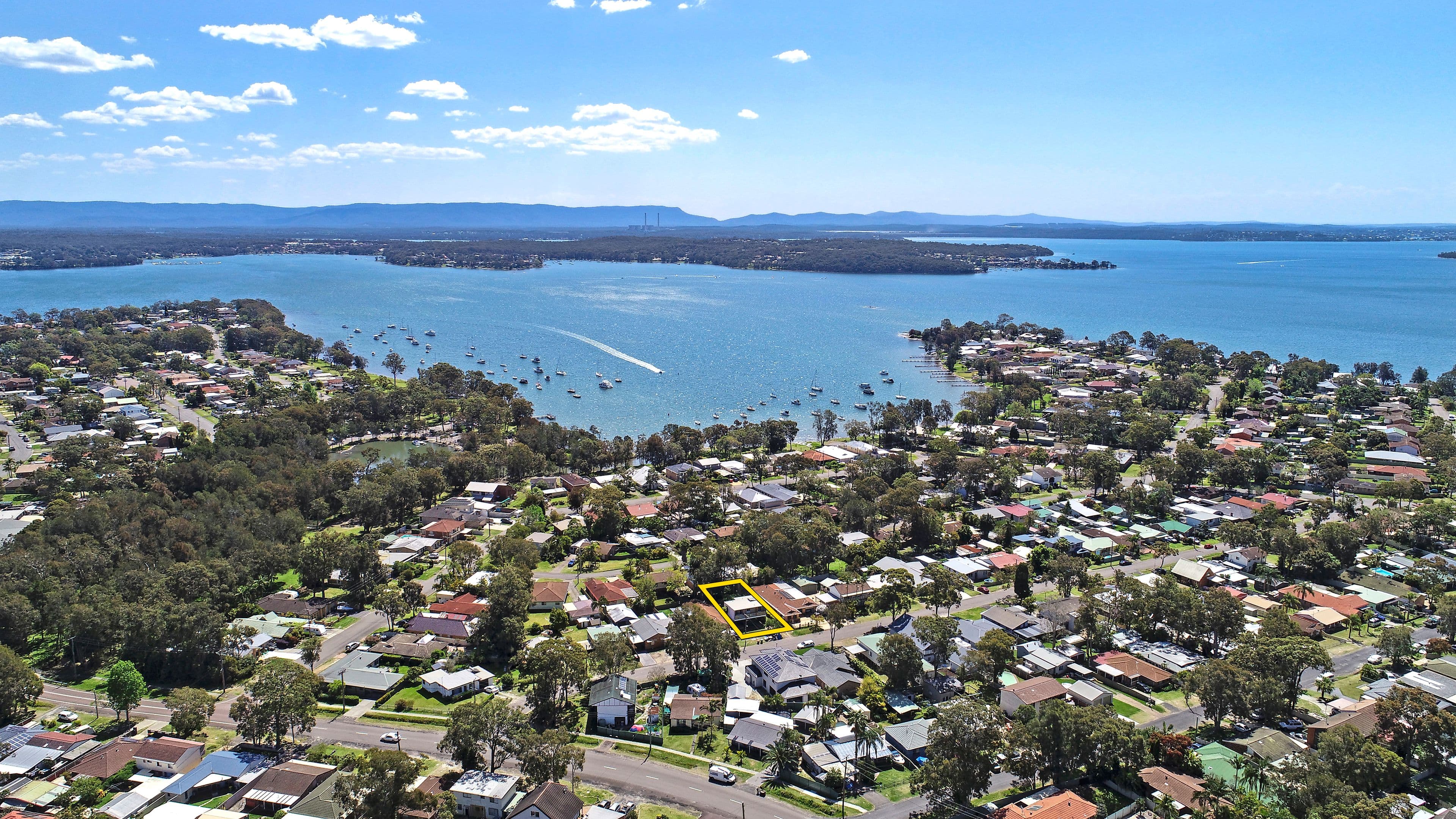 10 Nirringa Road, Summerland Point - Thumbnail 2