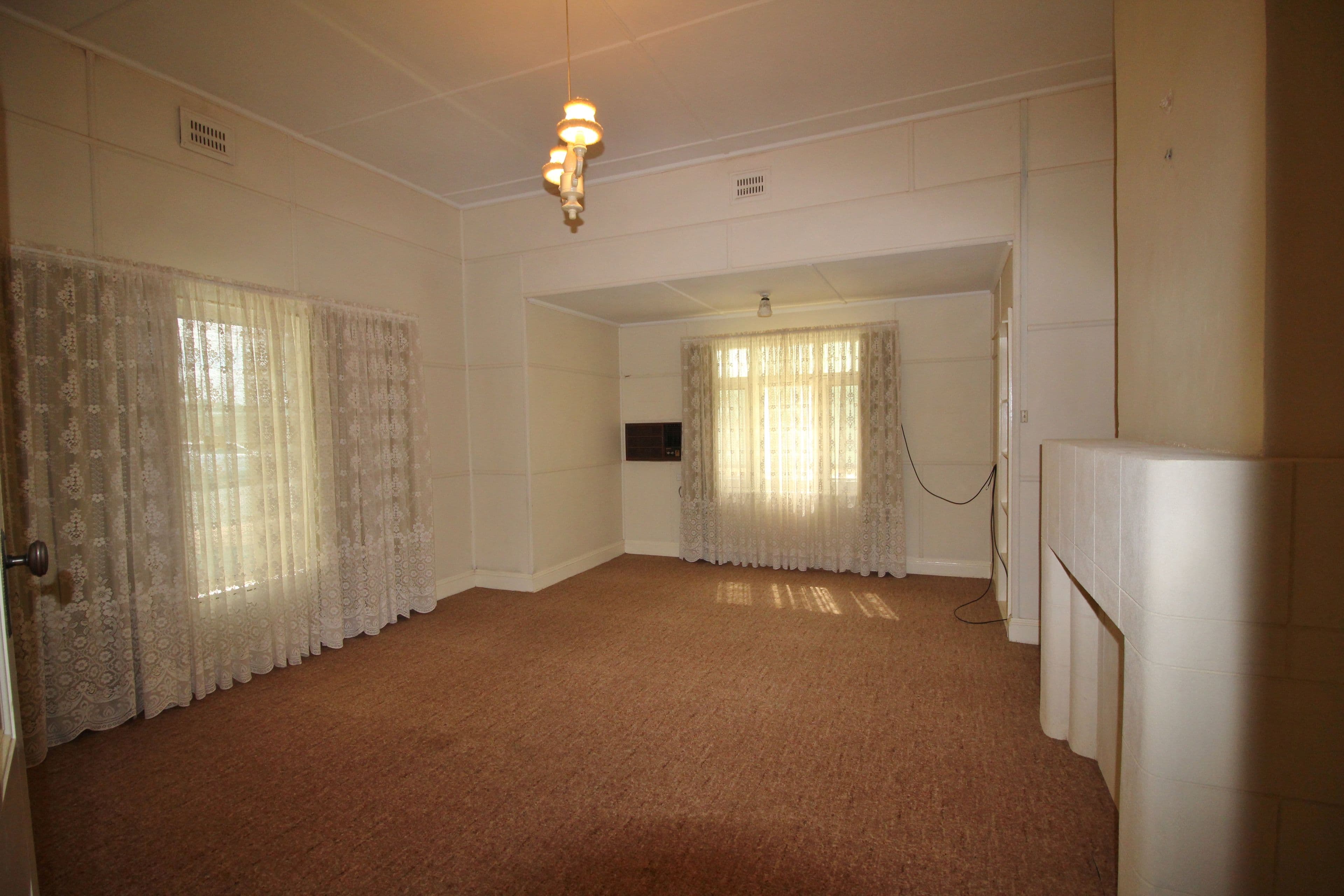 14 Twelfth Street, Renmark SA 5341, Renmark - Thumbnail 3