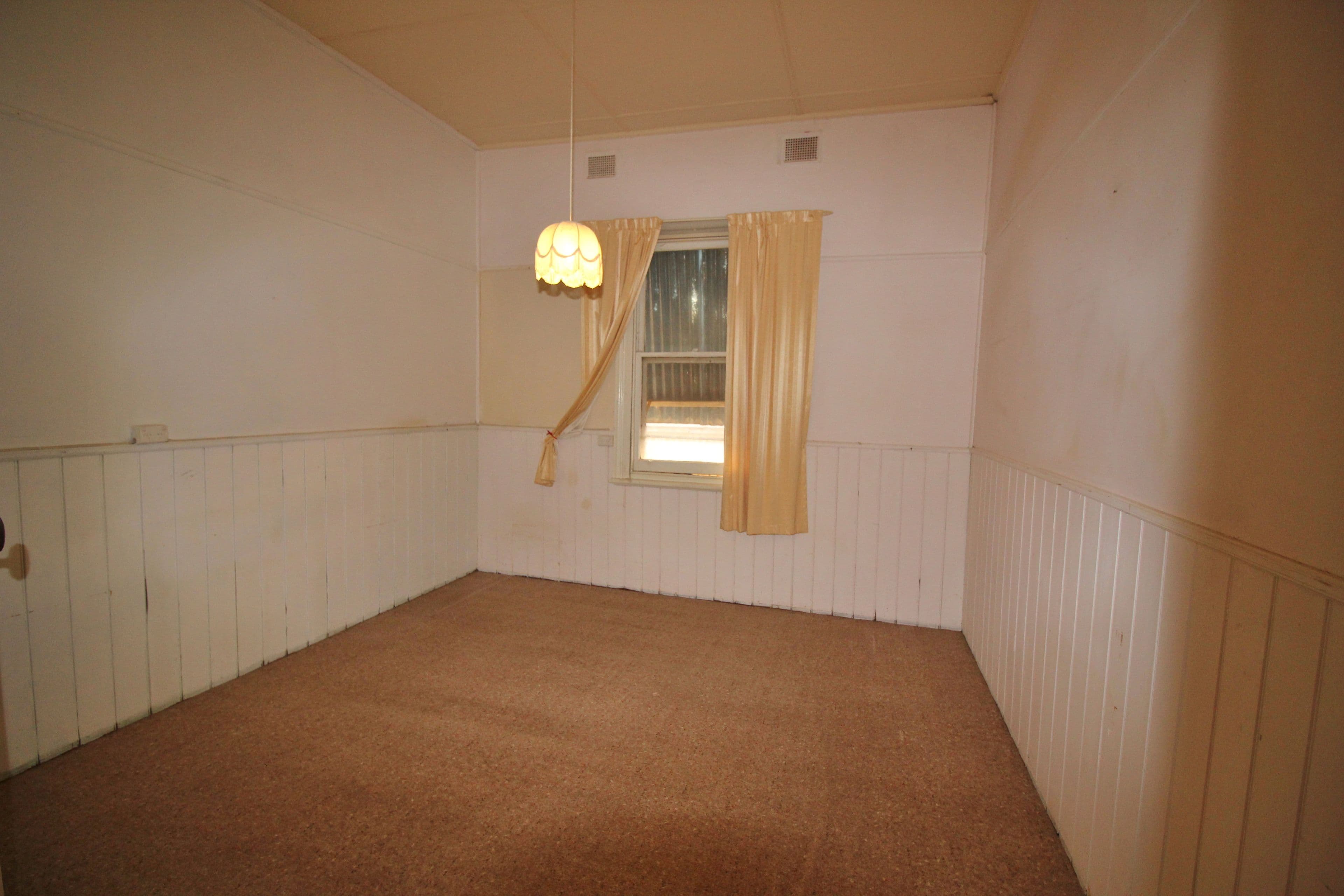 14 Twelfth Street, Renmark SA 5341, Renmark - Thumbnail 6