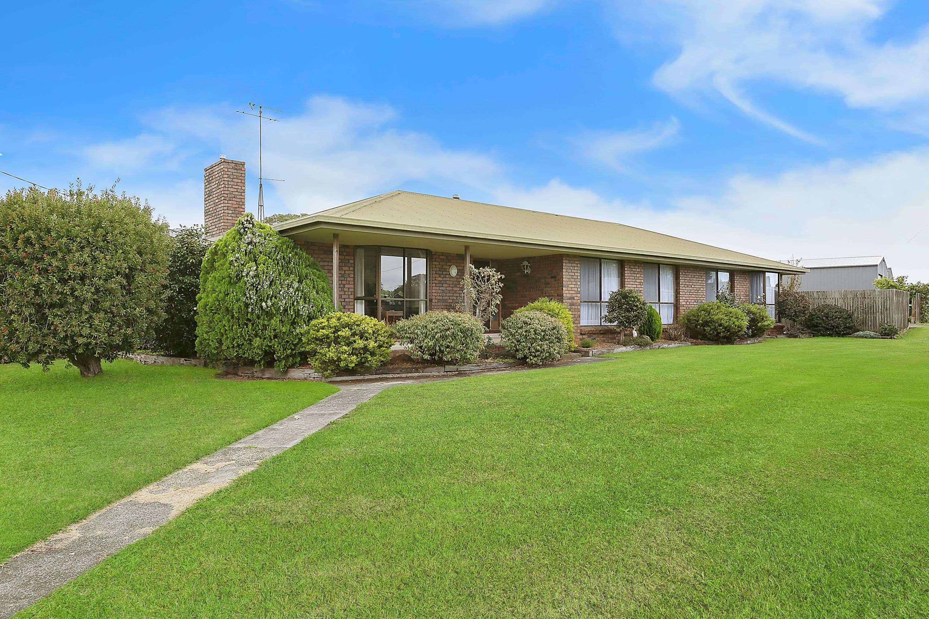 2 Tarrant Street, Cobden VIC 3266, Cobden - Image 1