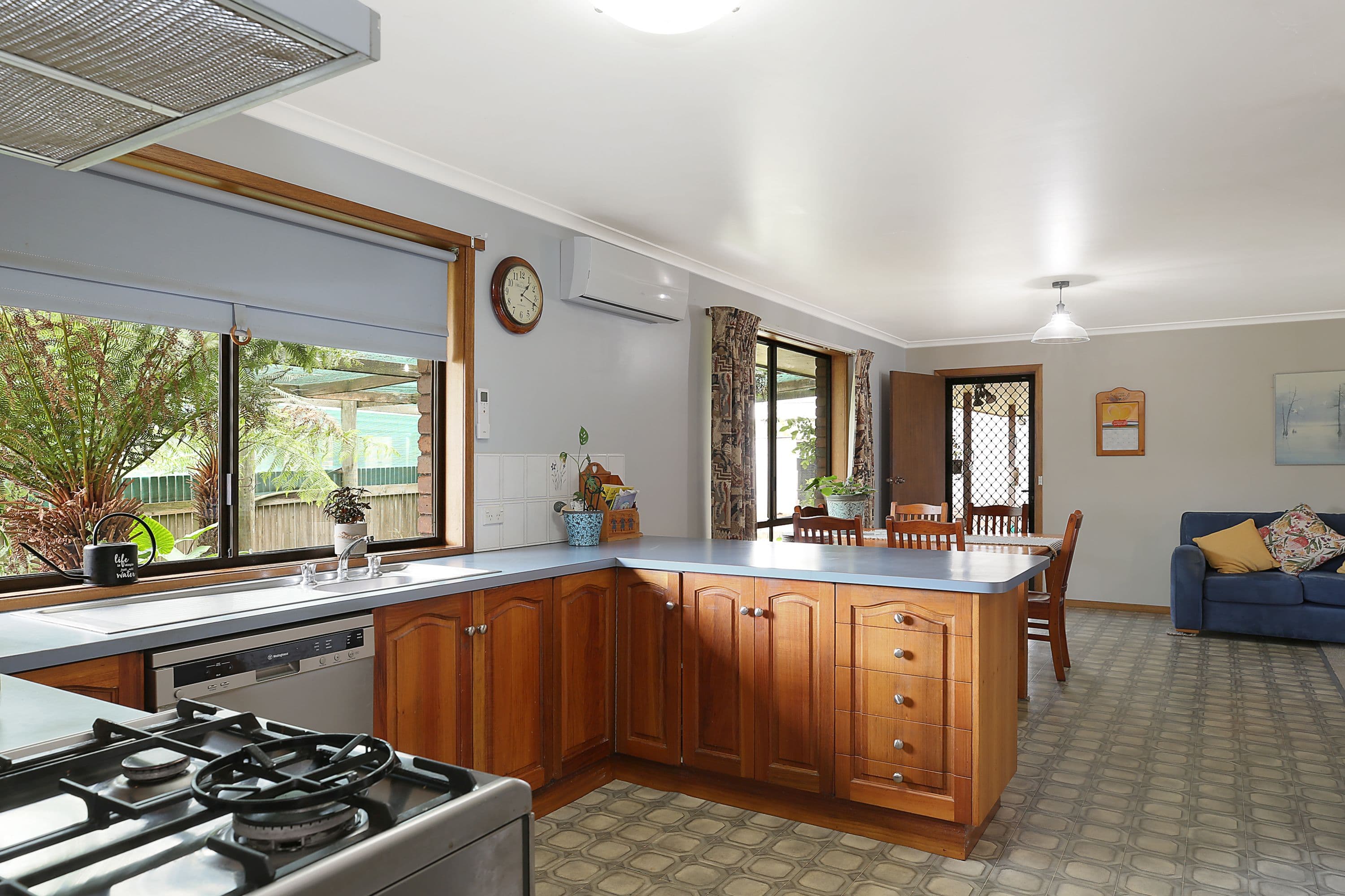 2 Tarrant Street, Cobden VIC 3266, Cobden - Thumbnail 4