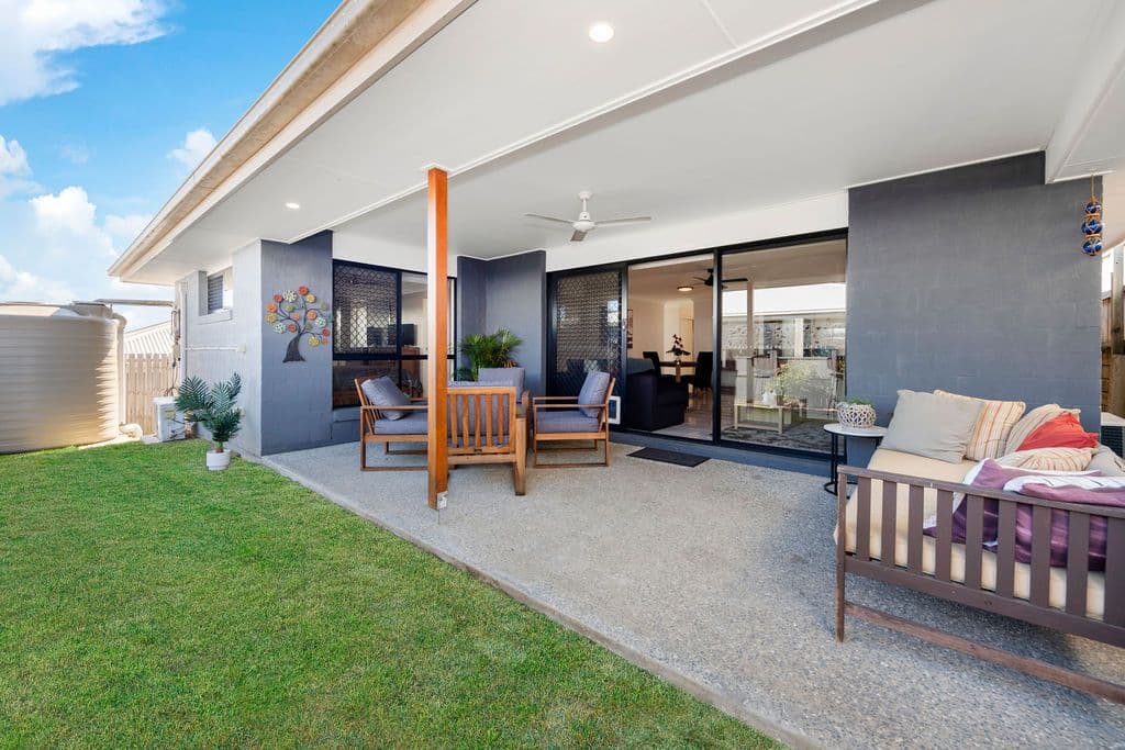 17 Rise Circuit, Pacific Pines QLD 4211, Pacific Pines - Thumbnail 6