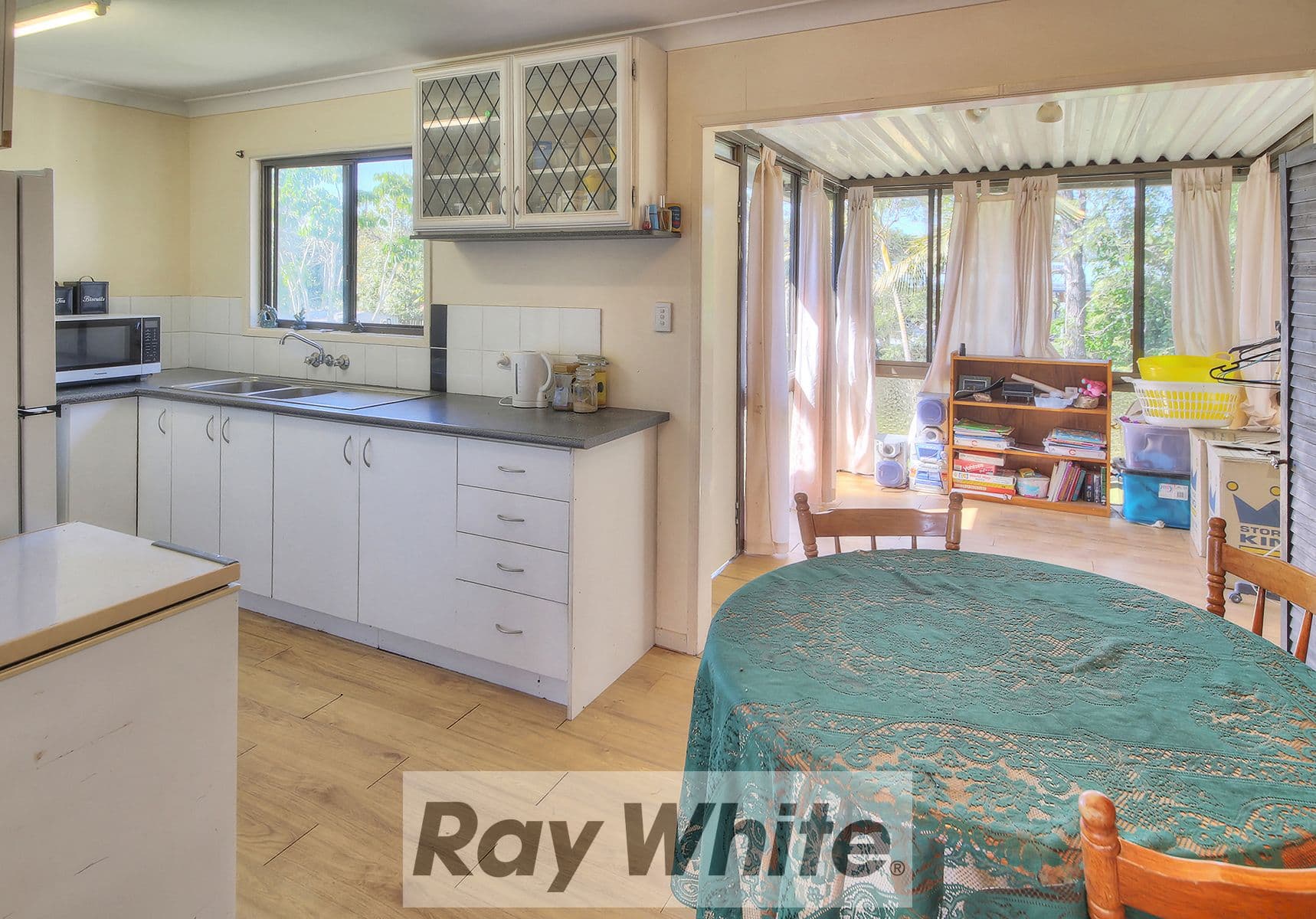15 Rhoda Street, Loganlea QLD 4131, Loganlea - Thumbnail 2