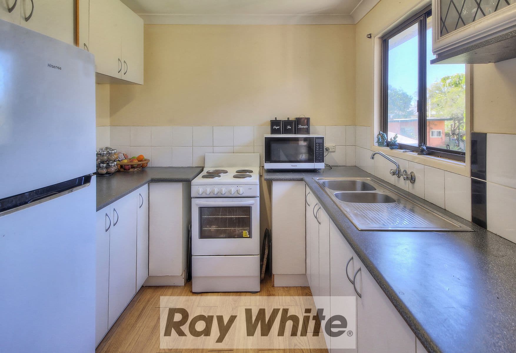 15 Rhoda Street, Loganlea QLD 4131, Loganlea - Thumbnail 4