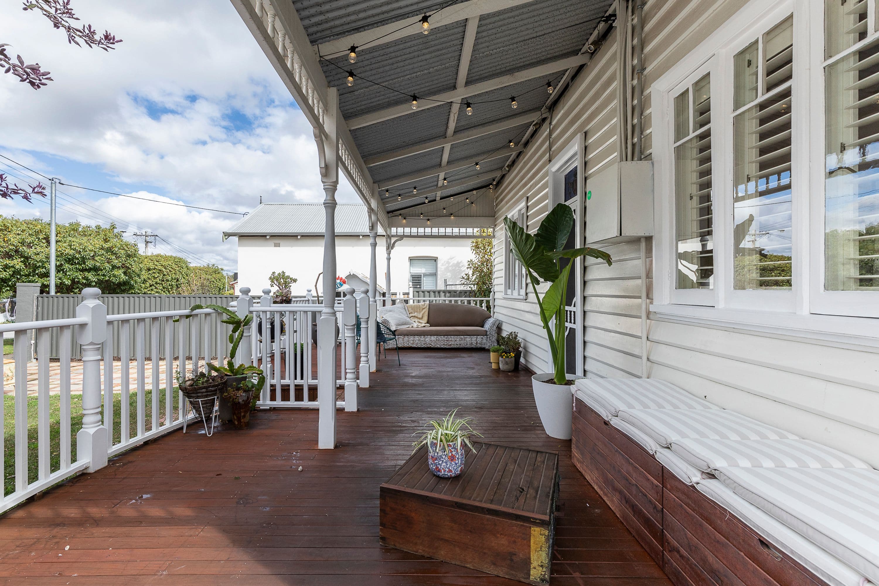 27 Dunedin Street, Mount Hawthorn WA 6016, Mount Hawthorn - Thumbnail 3