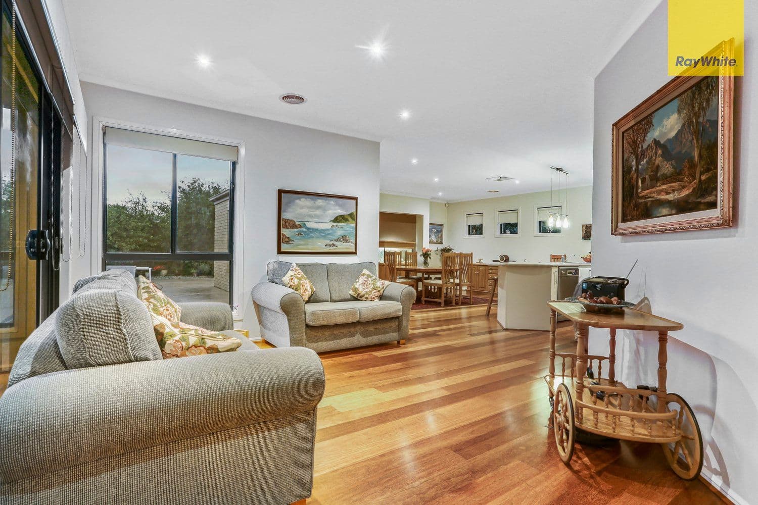 12 The Springs Close, Narre Warren South VIC 3805, Narre Warren South - Thumbnail 3