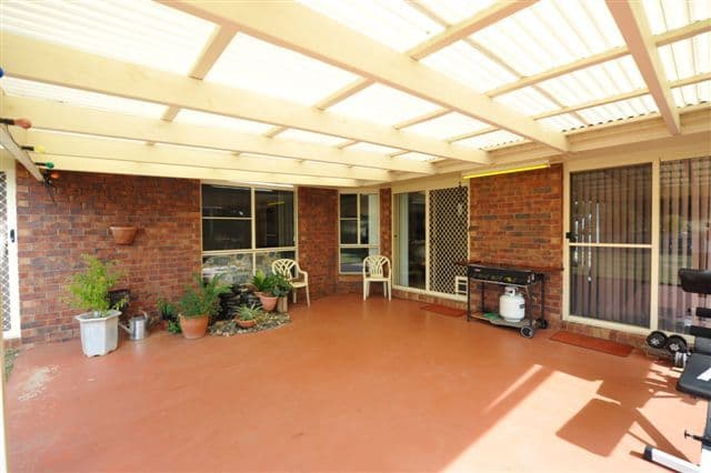 5 Schloss Court, WESTBROOK QLD 4350, Westbrook - Thumbnail 2