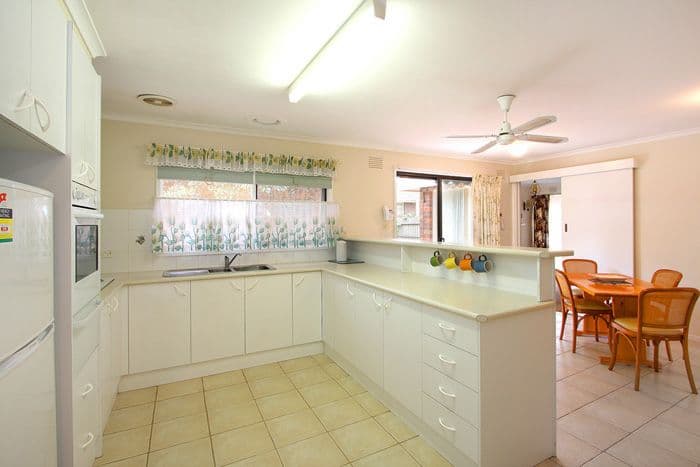 4  Indura Street, MOUNT MARTHA VIC 3934, Mount Martha - Thumbnail 2