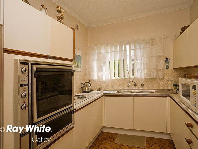 15 Rosa Street, OATLEY NSW 2223, Oatley - Thumbnail 4