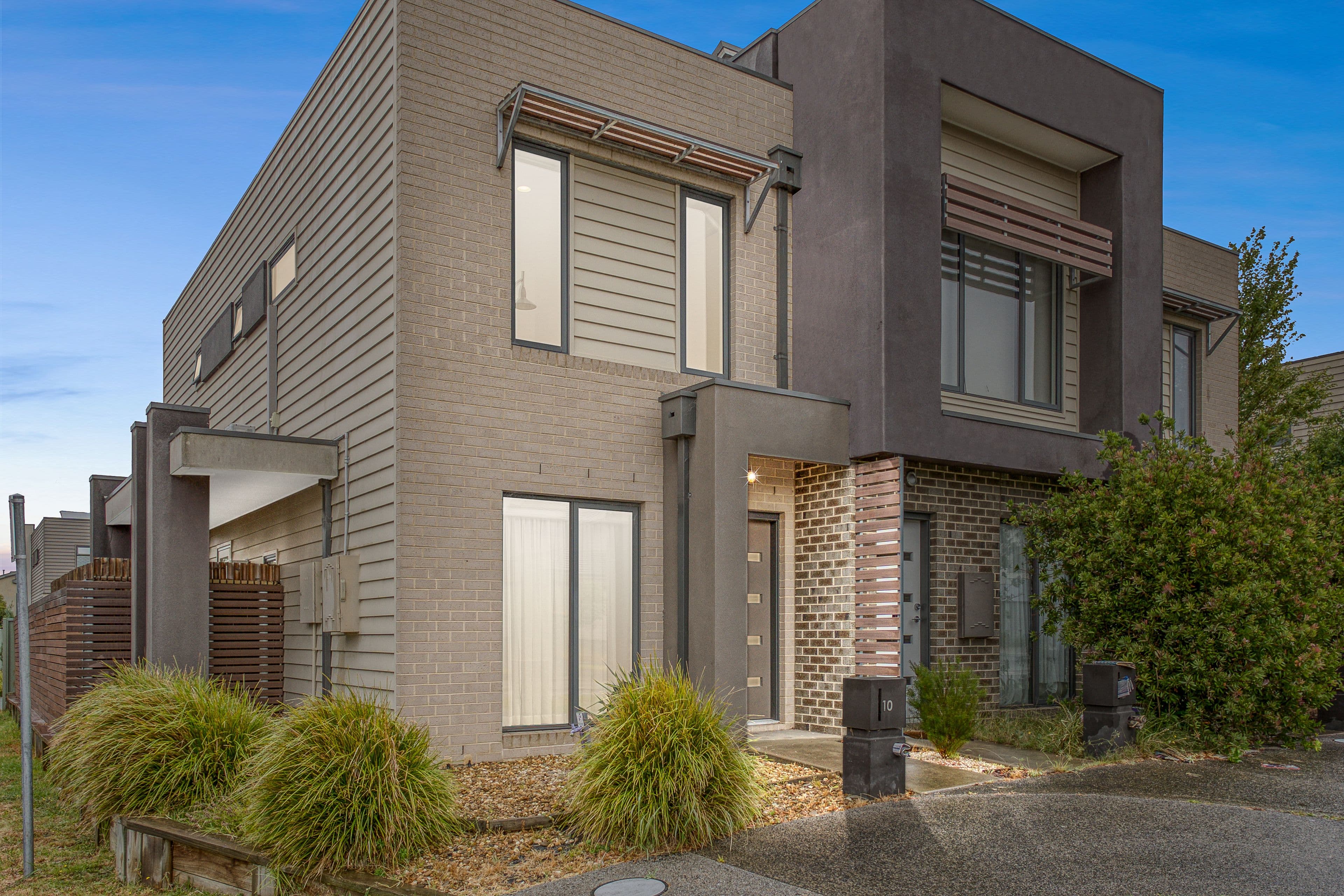 10 Park Orchard Drive, Pakenham VIC 3810, Pakenham - Image 1