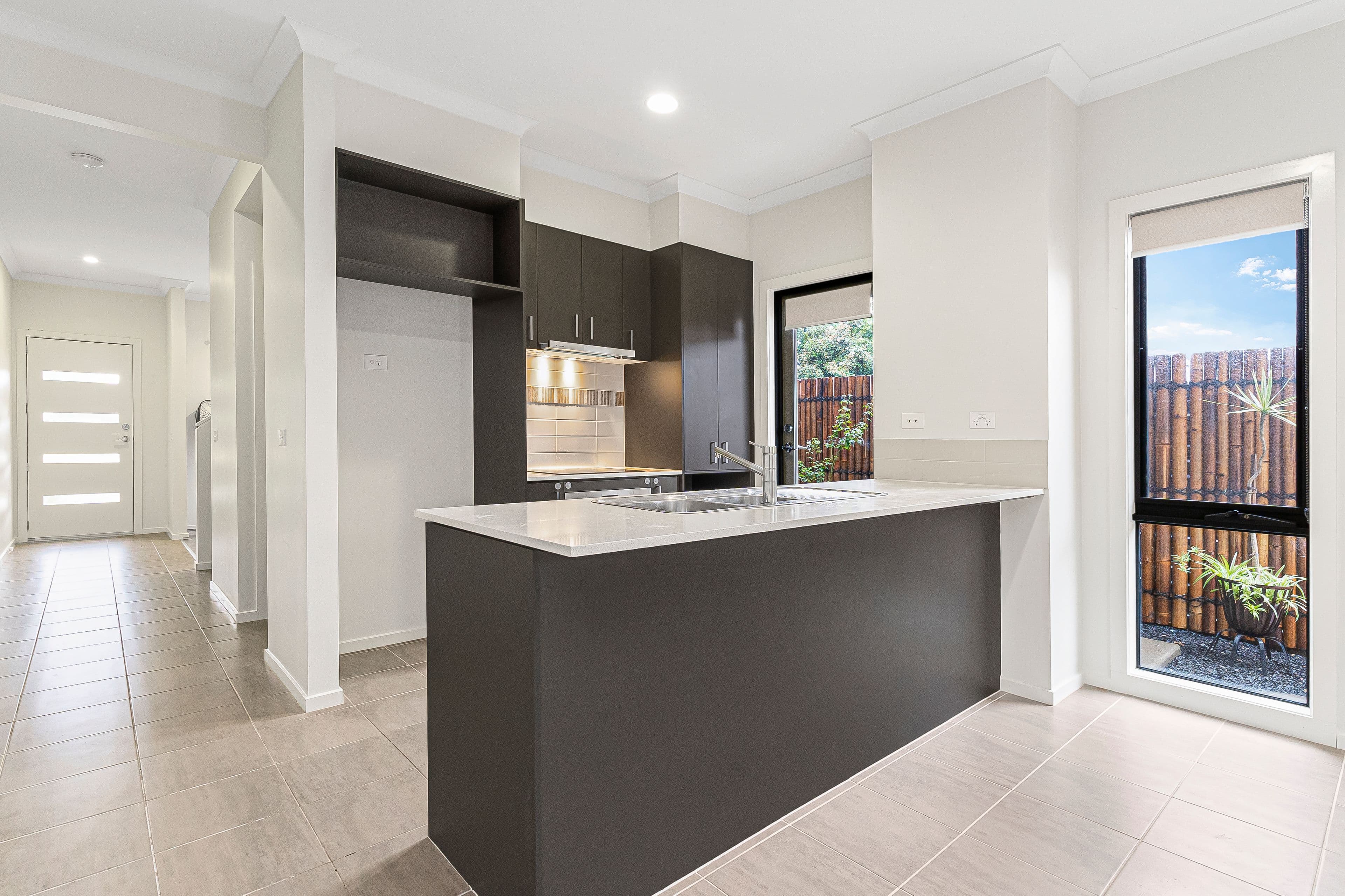 10 Park Orchard Drive, Pakenham VIC 3810, Pakenham - Thumbnail 3