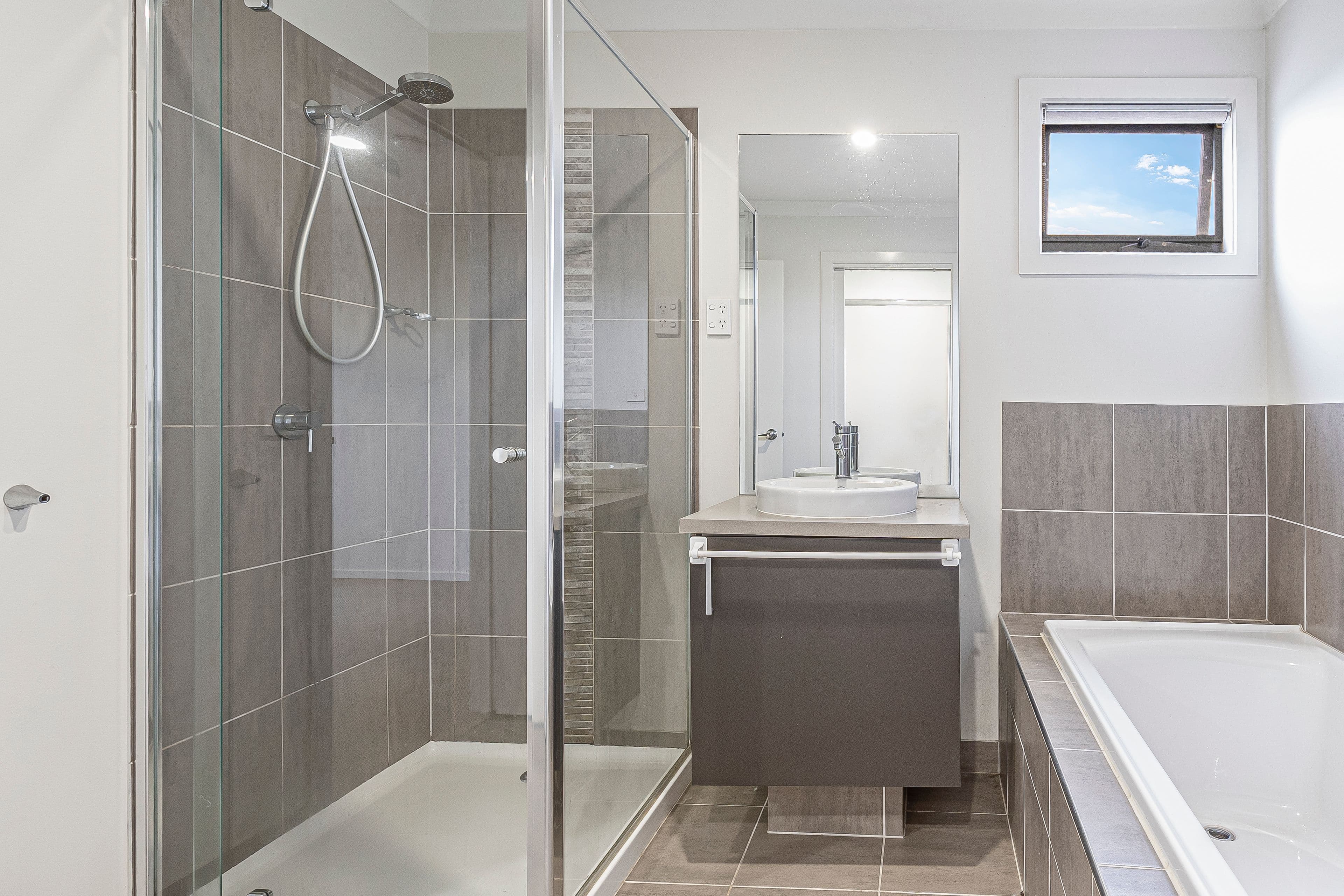 10 Park Orchard Drive, Pakenham VIC 3810, Pakenham - Thumbnail 7