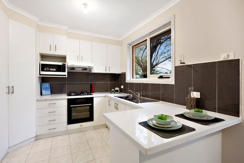 6 Cantala Street, CLAYTON VIC 3168, Clayton - Thumbnail 2