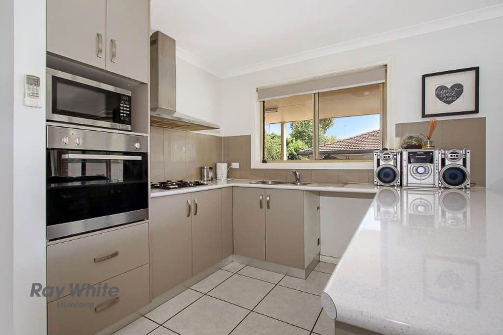 124 Sturt Street, HOWLONG NSW 2643, Howlong - Thumbnail 3