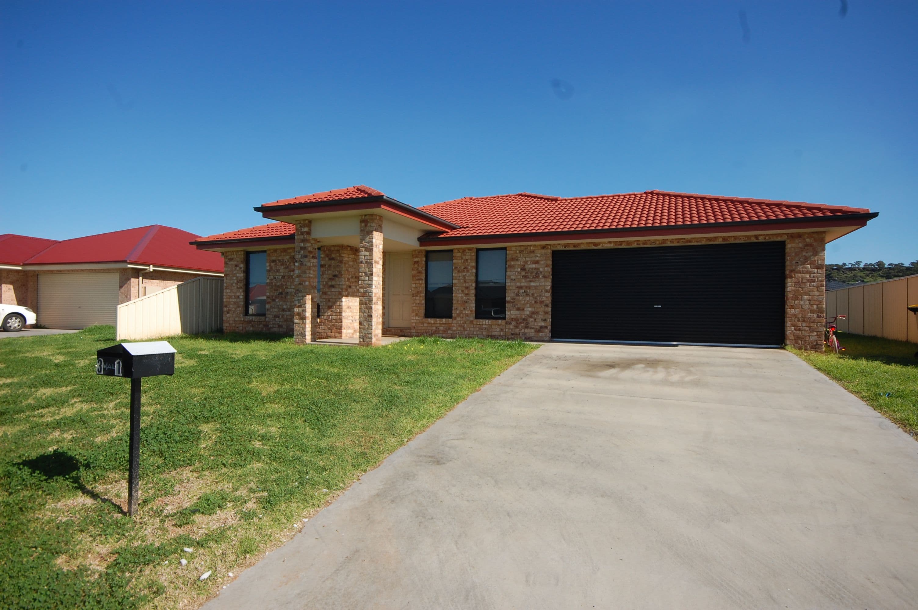 31 Tucker Street, Griffith - Image 1