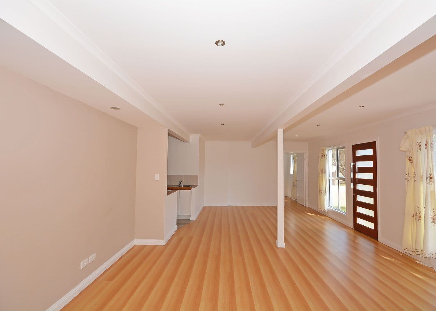125 Pulgul Street, Urangan QLD 4655, Urangan - Thumbnail 3