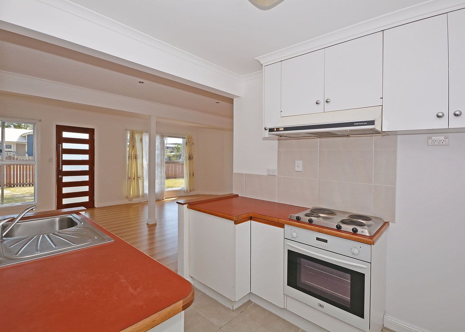 125 Pulgul Street, Urangan QLD 4655, Urangan - Thumbnail 8