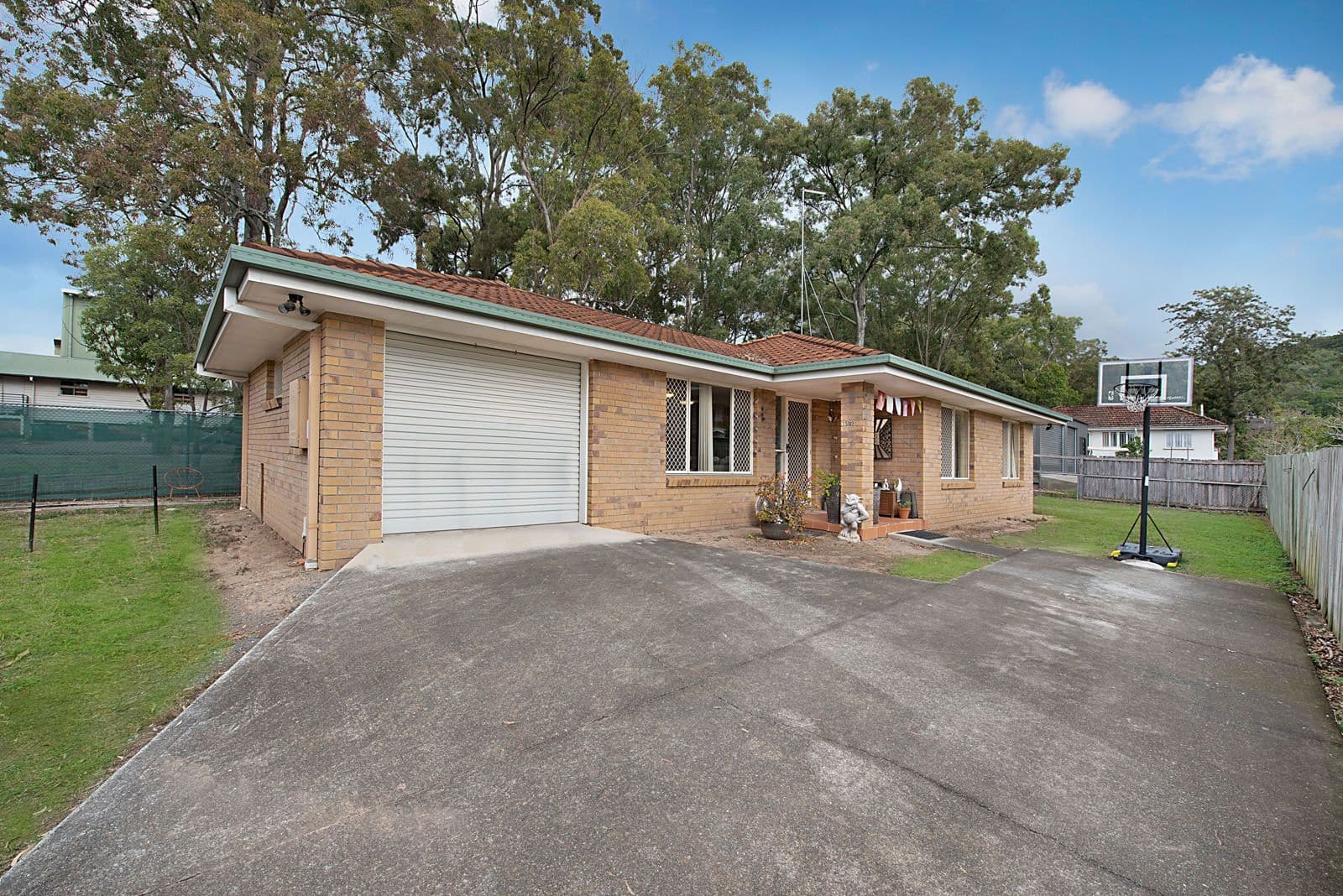 1589 Logan Road, Mount Gravatt QLD 4122, Mount Gravatt - Image 1