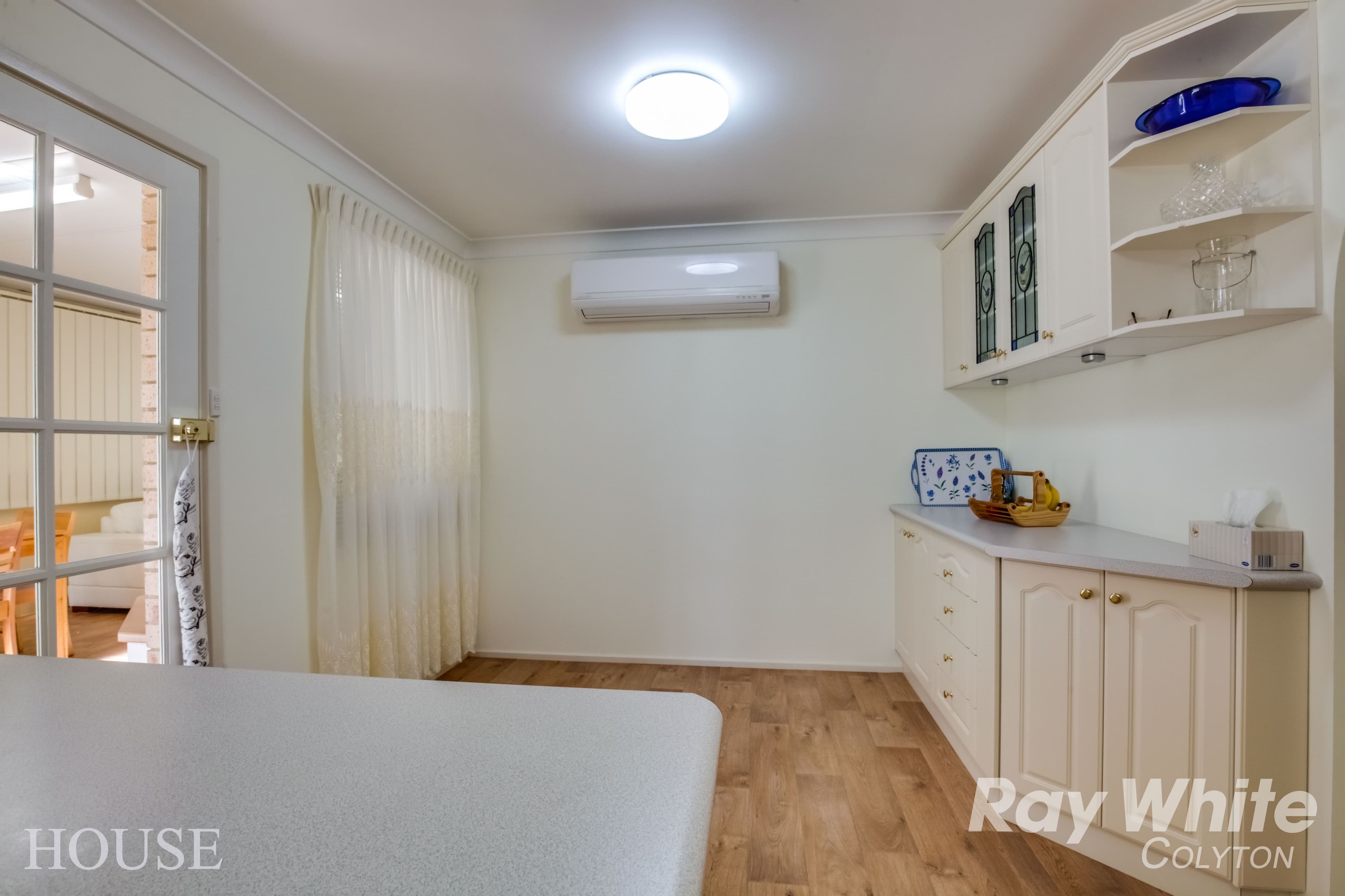 32 Caines Crescent, St Marys - Thumbnail 6