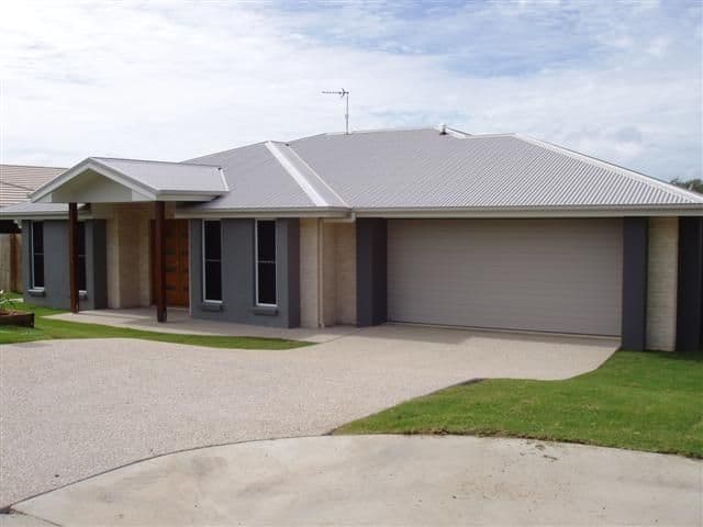 2 Gumnut Place, KIRKWOOD QLD 4680, Kirkwood - Image 1