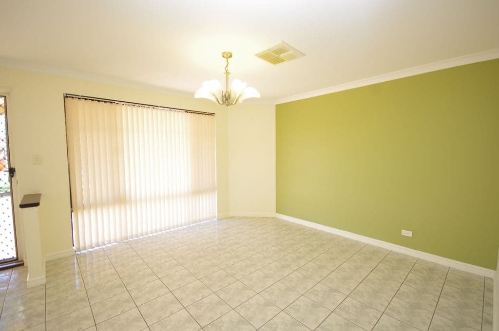 21 Guadalupe Drive, BALLAJURA WA 6066, Ballajura - Thumbnail 2