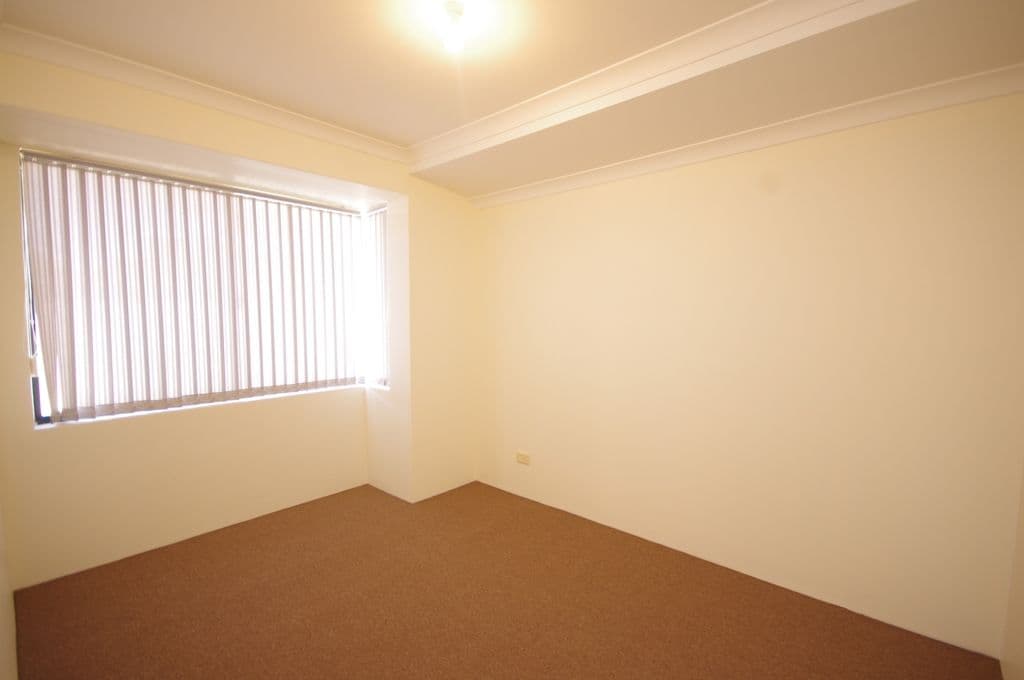 21 Guadalupe Drive, BALLAJURA WA 6066, Ballajura - Thumbnail 8