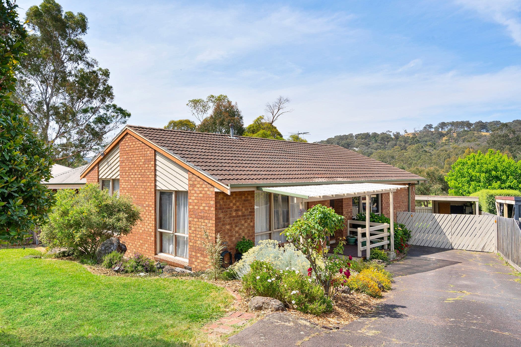 75 Oronsay Crescent, Diamond Creek VIC 3089, Diamond Creek - Image 1