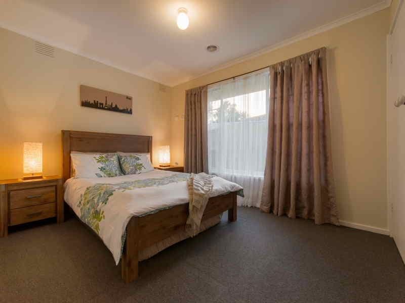 22 Hummerstone Road, SEAFORD VIC 3198, Seaford - Thumbnail 6