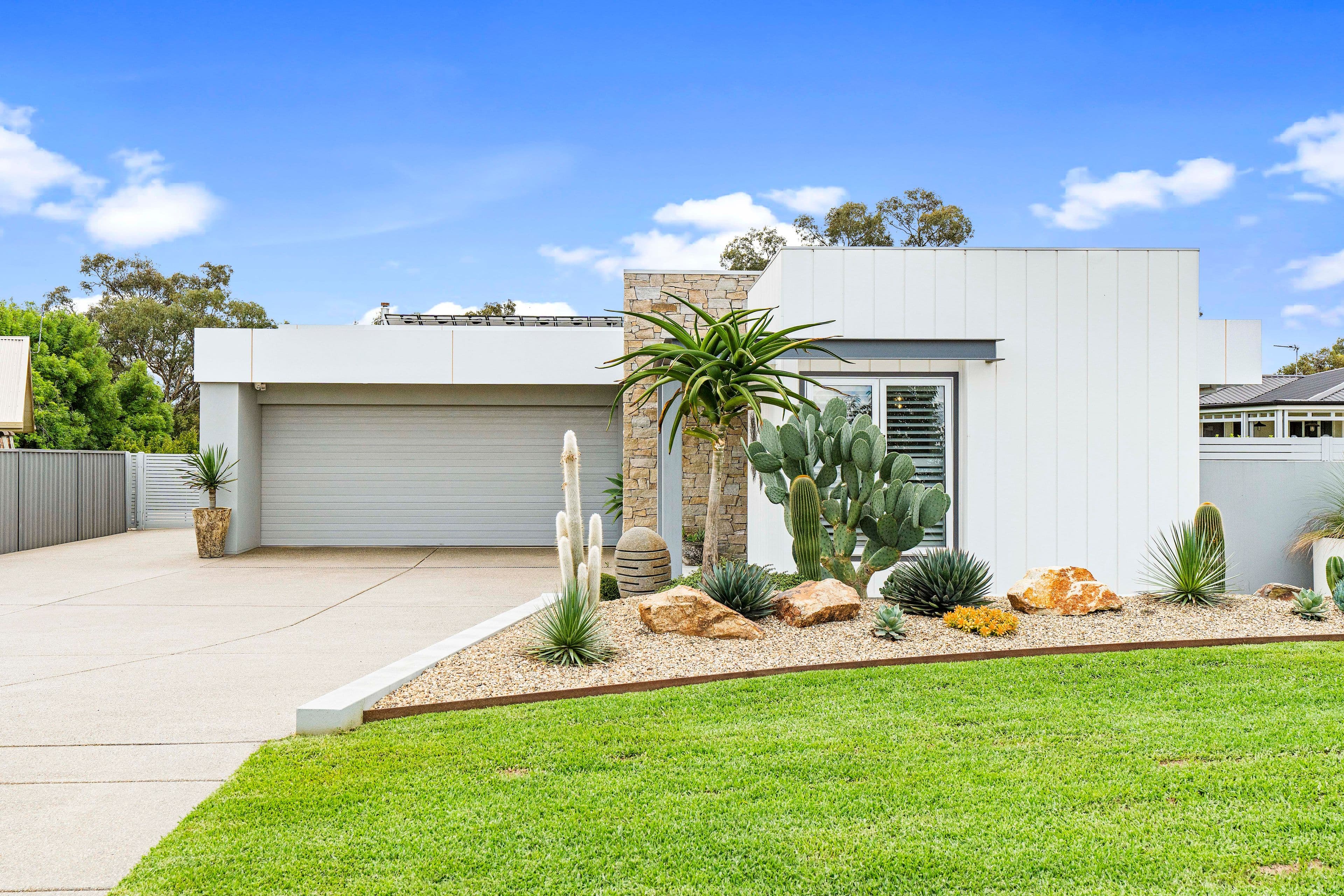 97 Lakehaven Drive, Lake Albert NSW 2650, Lake Albert - Thumbnail 2