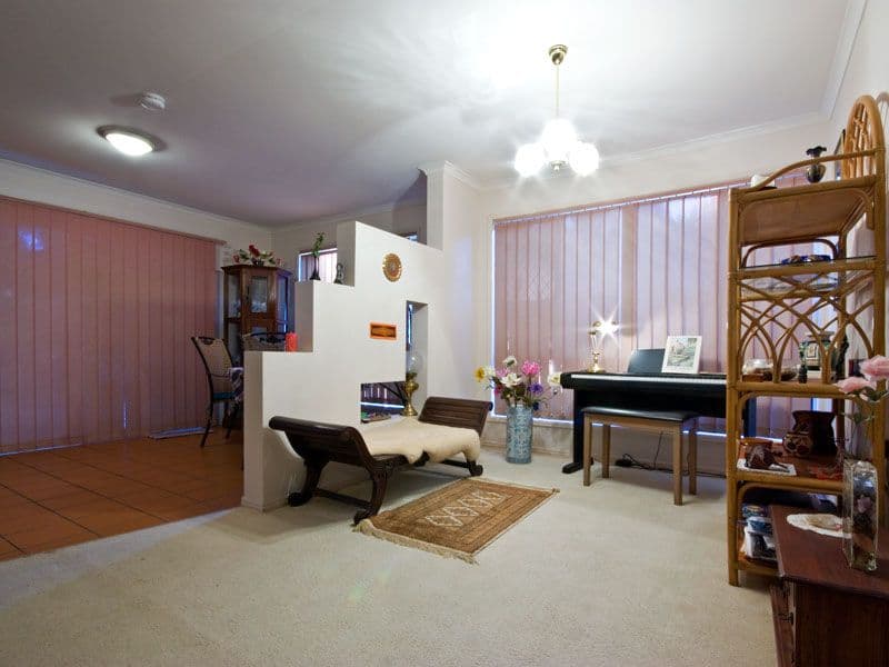 19 Amara Crescent, FOREST LAKE QLD 4078, Forest Lake - Thumbnail 4