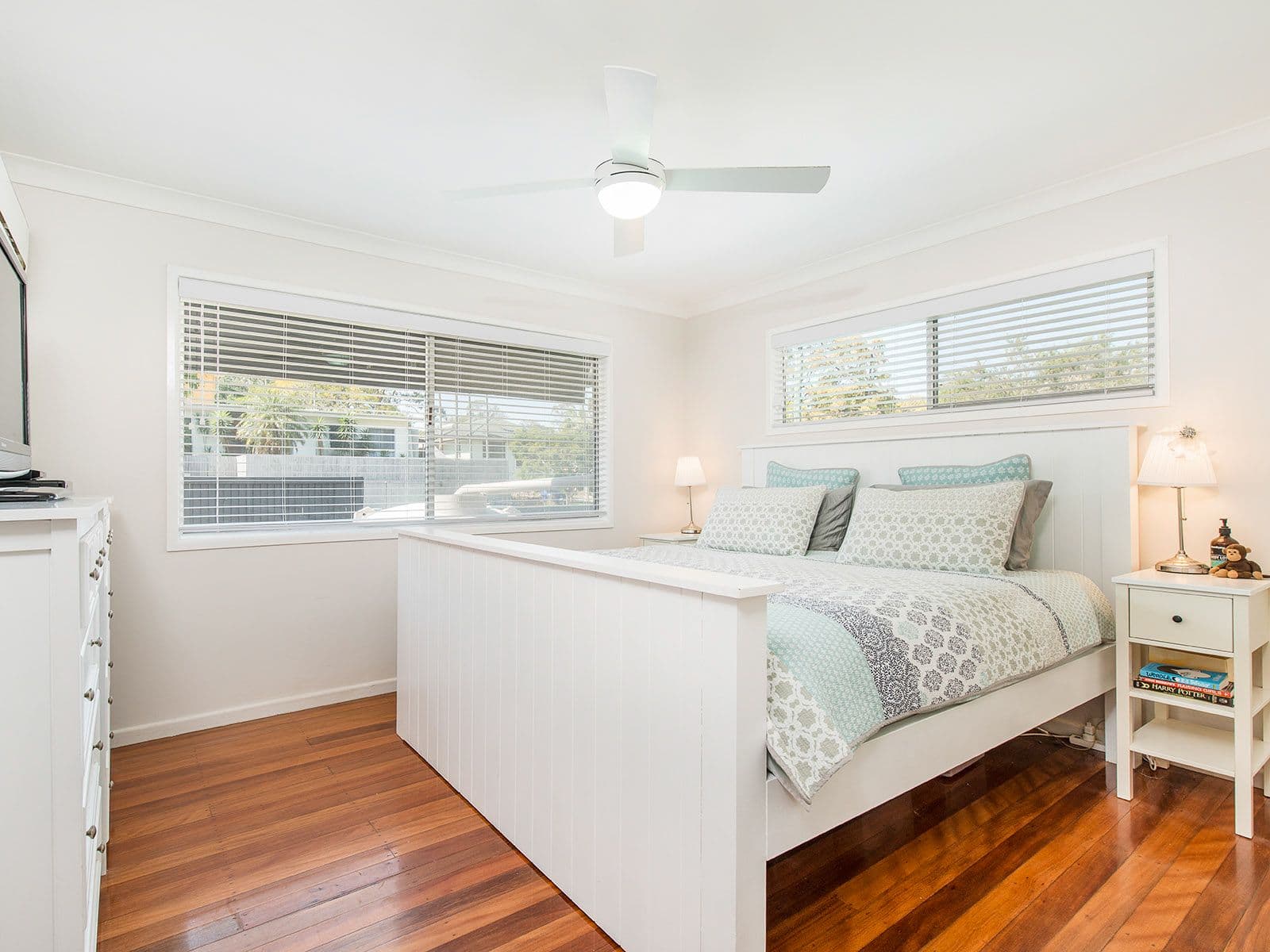 21 Nealdon Street, Holland Park QLD 4121, Holland Park - Thumbnail 4
