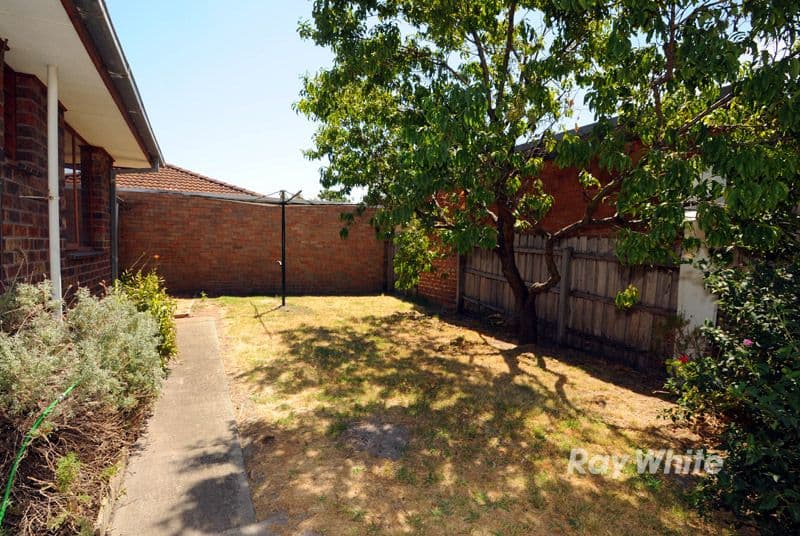 53 Leonard Avenue, NOBLE PARK VIC 3174, Noble Park - Thumbnail 2