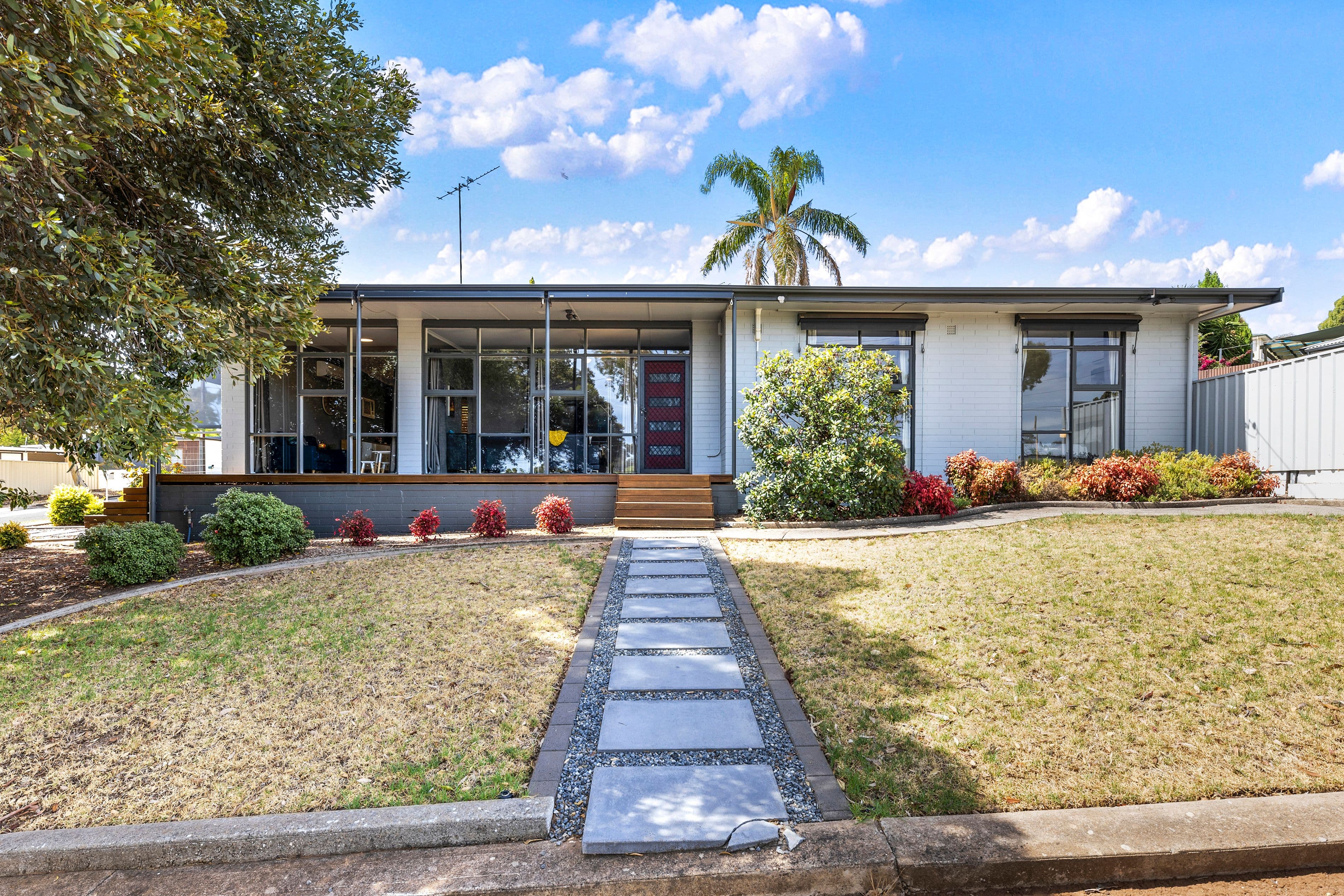 1 Parslow Road, Para Hills SA 5096, Para Hills - Image 1