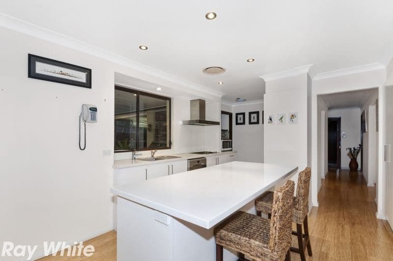 13 Forum Crescent, Baulkham Hills - Thumbnail 4