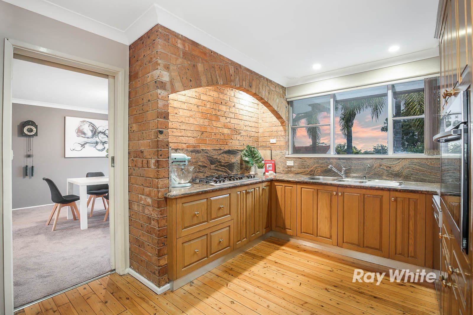 36 Brunette Drive, Castle Hill - Thumbnail 3