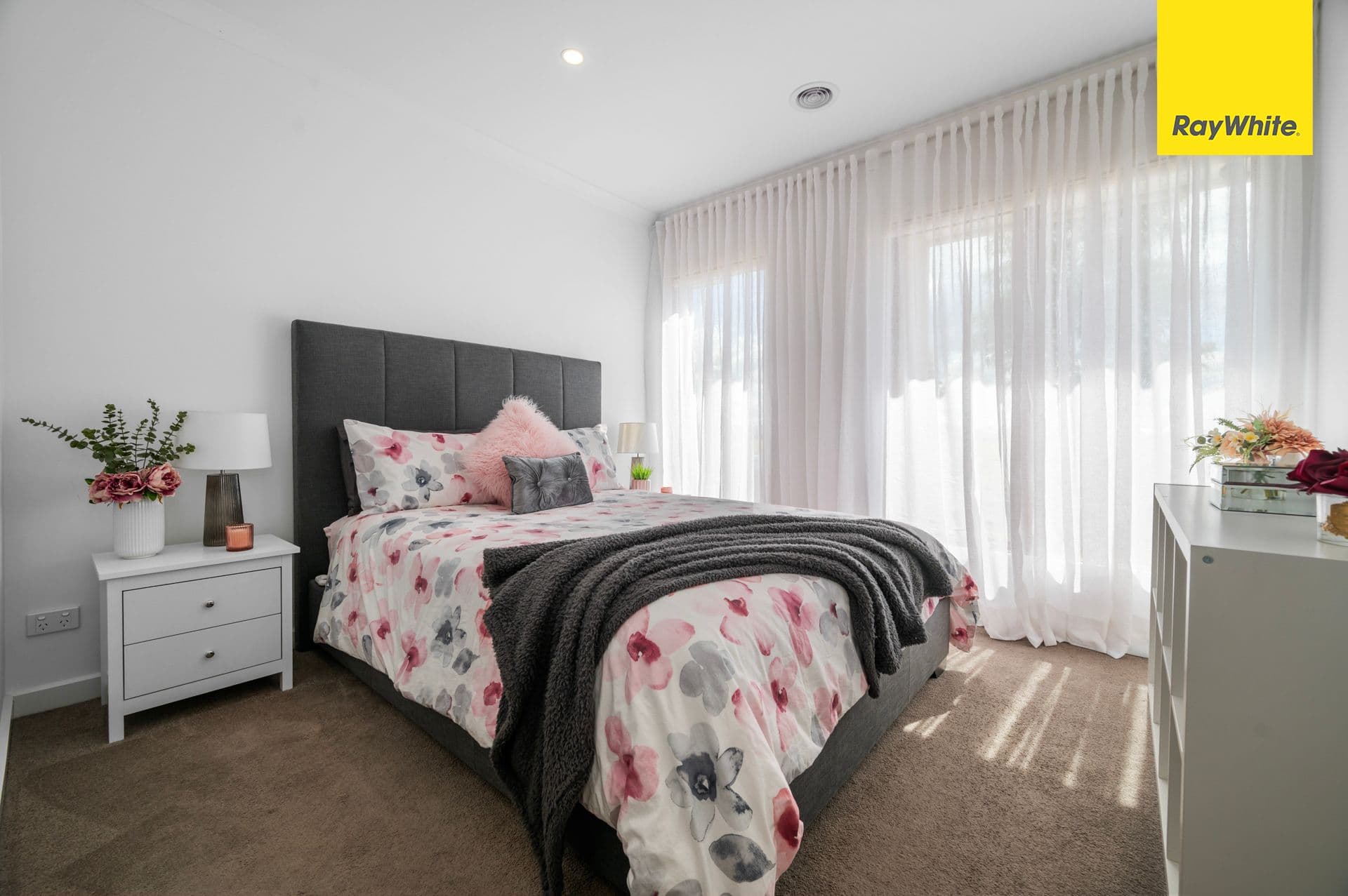 66 Kingdom Boulevard, WEIR VIEWS VIC 3338, Weir Views - Thumbnail 2
