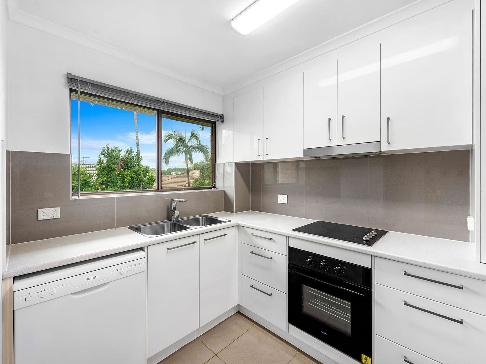 54 Primrose Street, Sherwood QLD 4075, Sherwood - Thumbnail 4