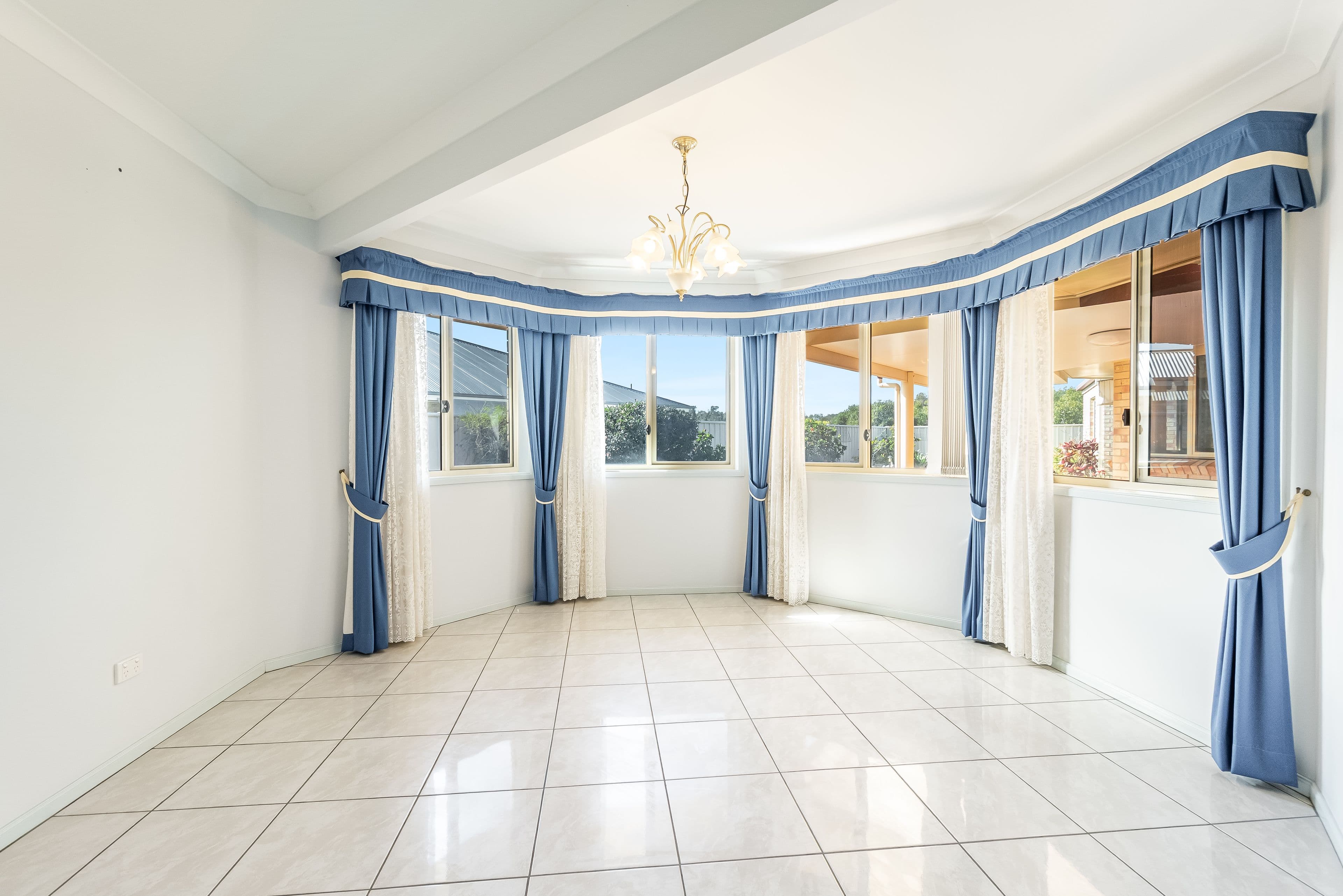 6 Bayview Drive, Yamba NSW 2464, Yamba - Thumbnail 6