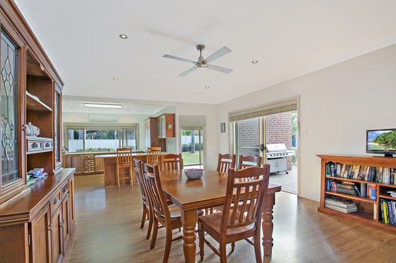 11 Centenary Close, BOLWARRA HEIGHTS NSW 2320, Bolwarra Heights - Thumbnail 4