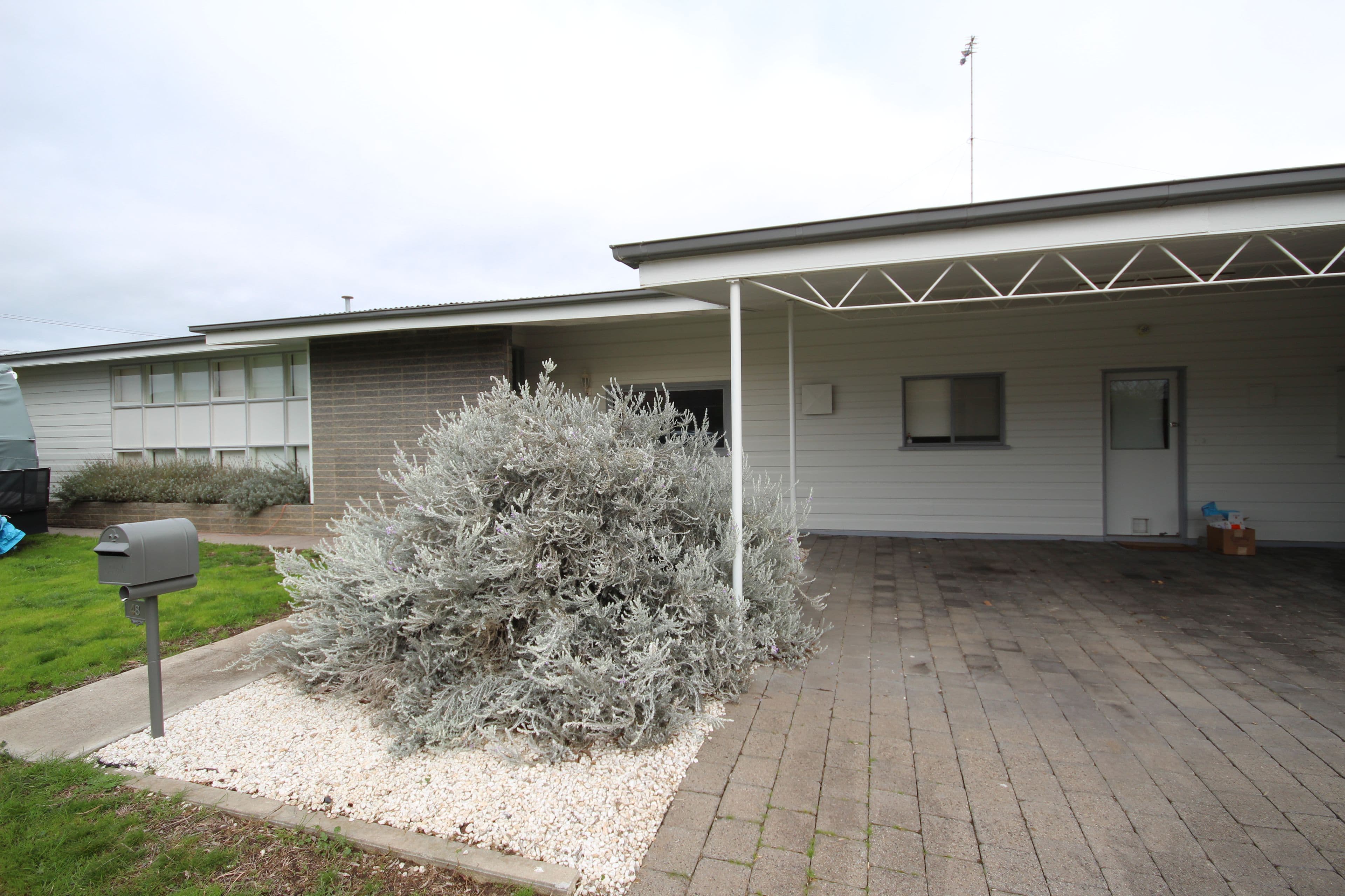 48 Landy Street, Horsham VIC 3400, Horsham - Image 1