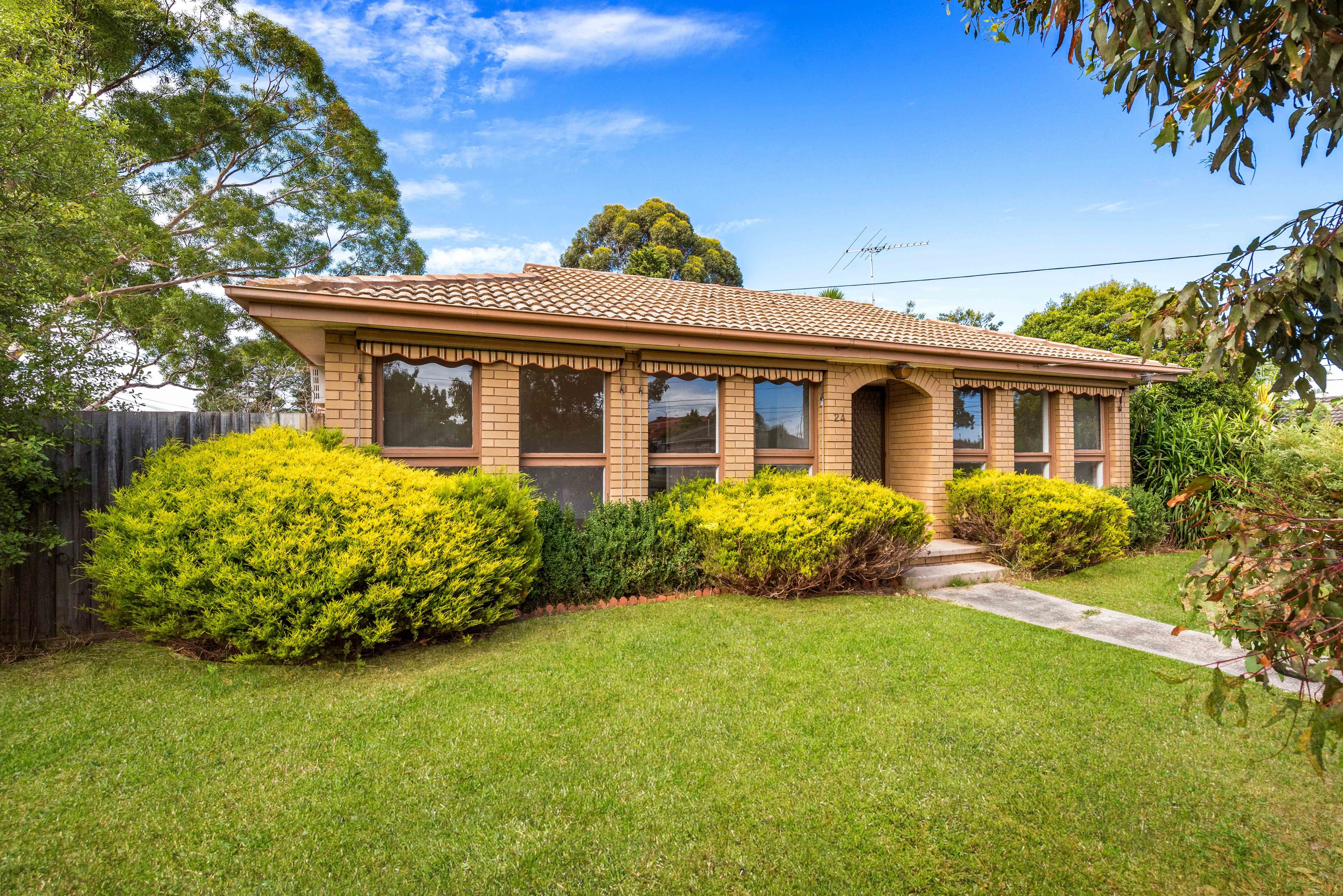 24 Milton Parade, Bundoora VIC 3083, Bundoora - Thumbnail 2