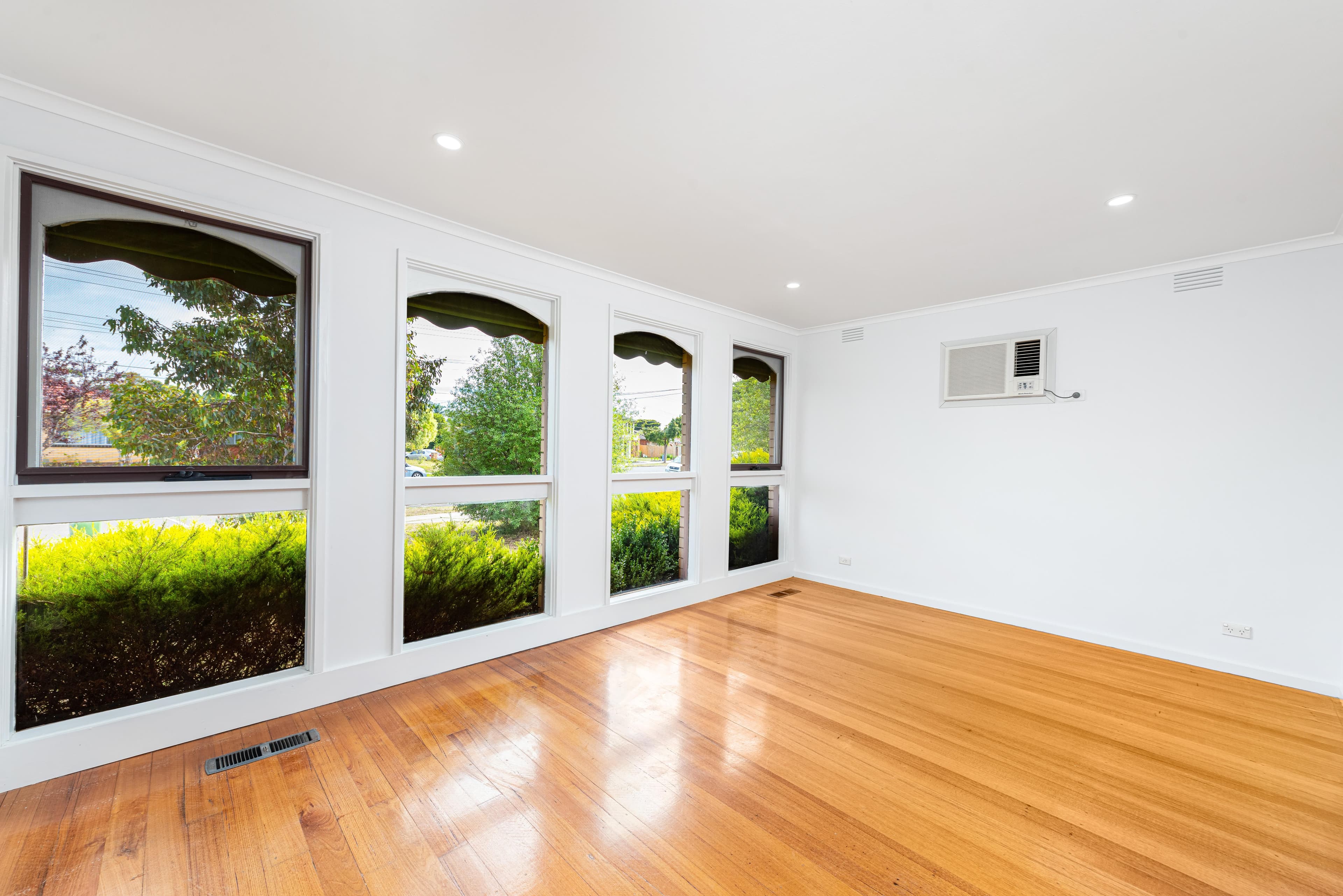 24 Milton Parade, Bundoora VIC 3083, Bundoora - Thumbnail 3