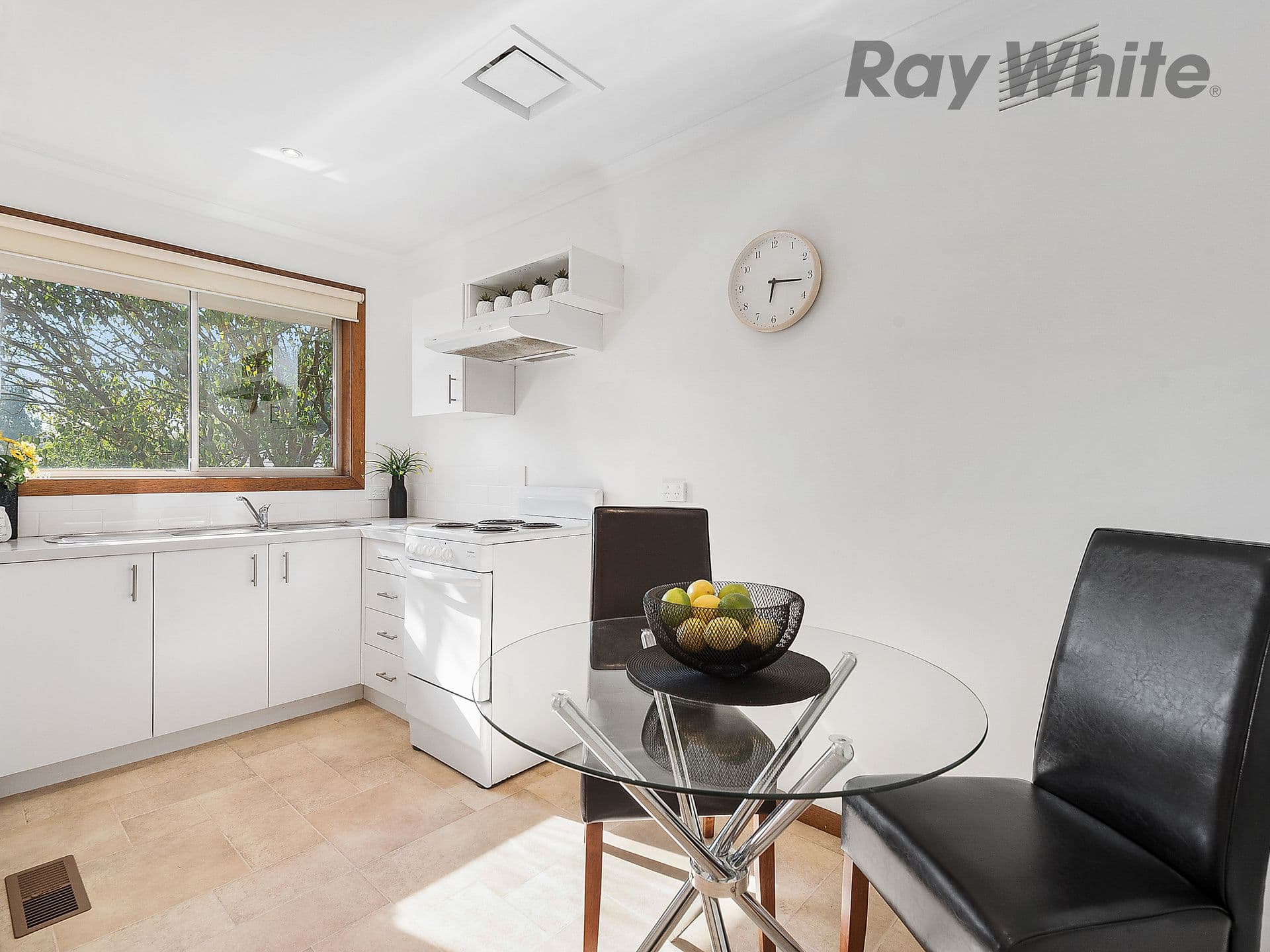 30 Myles Road, Newlyn North, Newlyn North - Thumbnail 5