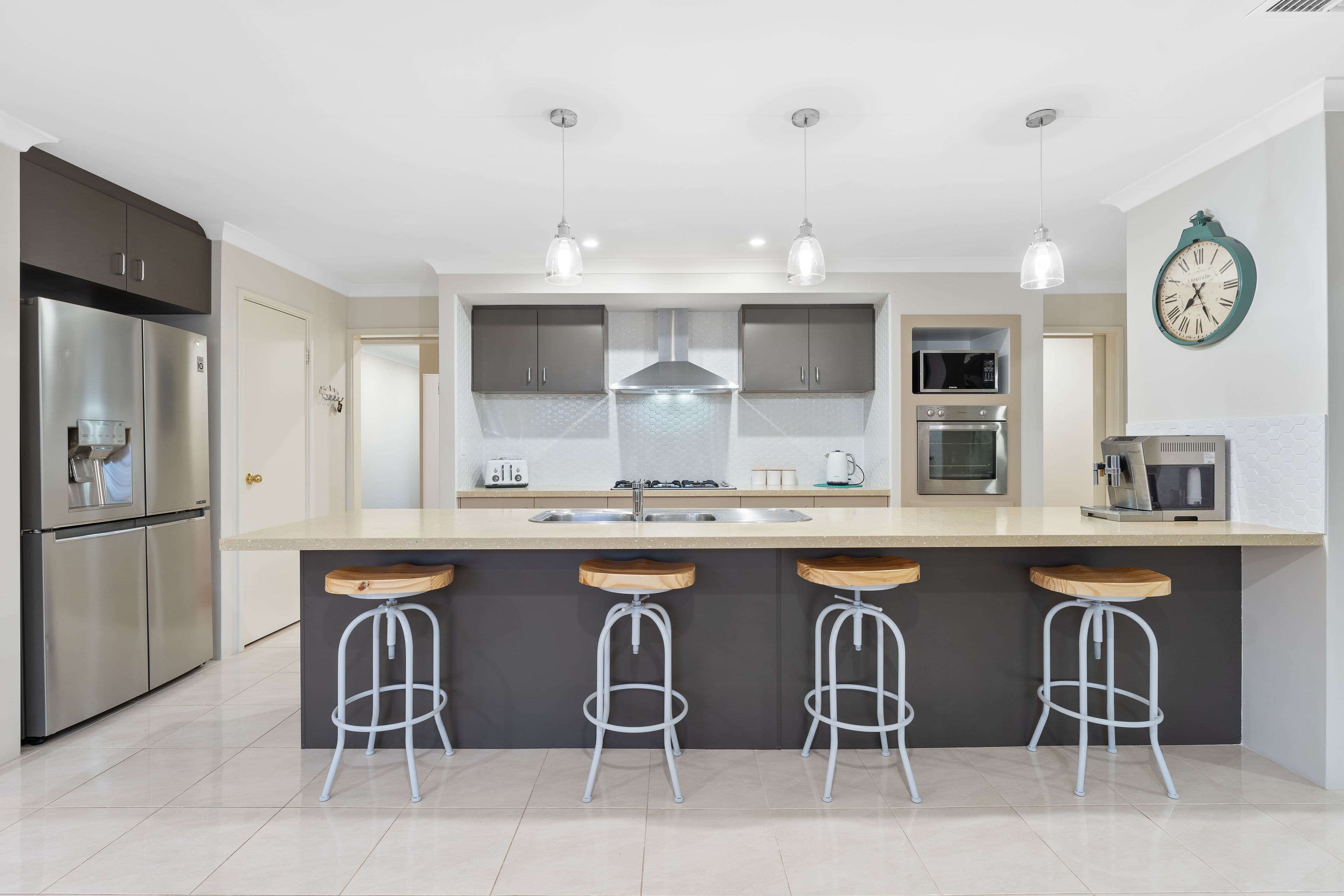 16 Kootingal Bend, Baldivis WA 6171, Baldivis - Thumbnail 2