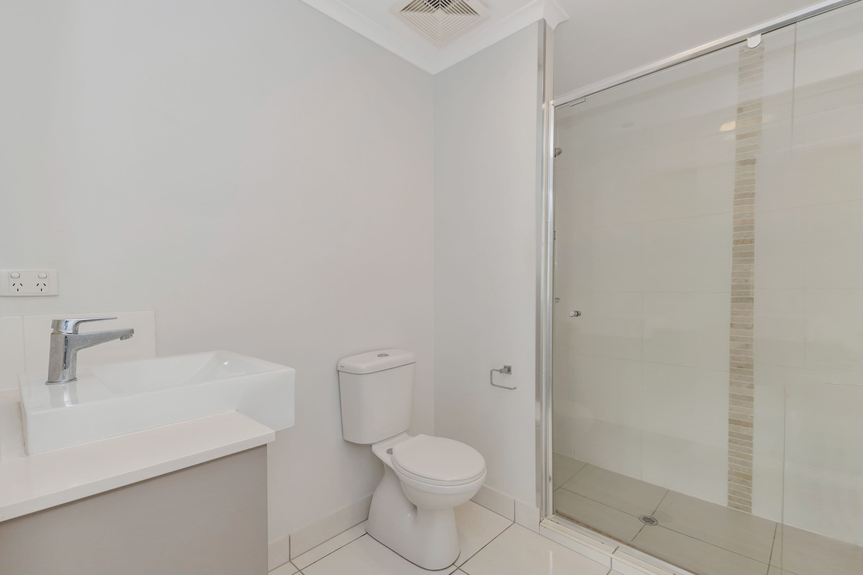 28 Landsborough Street, North Ward QLD 4810, North Ward - Thumbnail 6