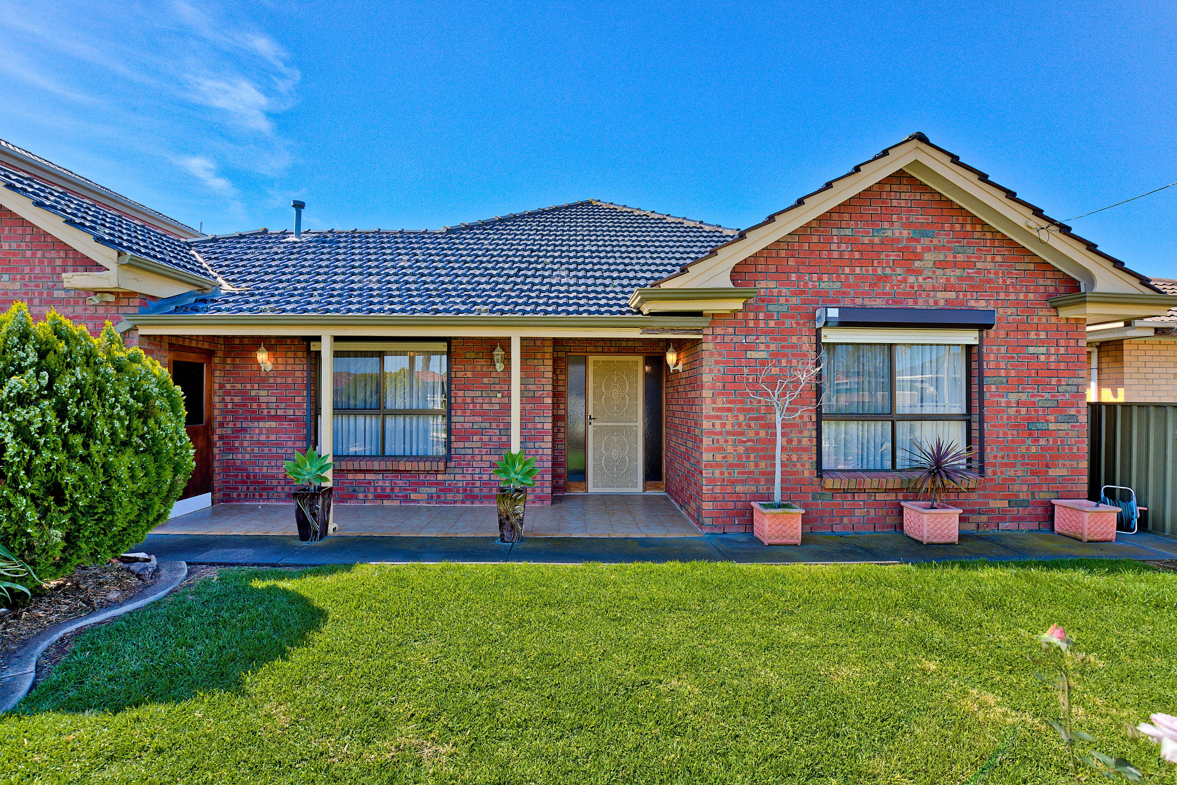 20 Gregory Crescent, Seaton SA 5023, Seaton - Image 1
