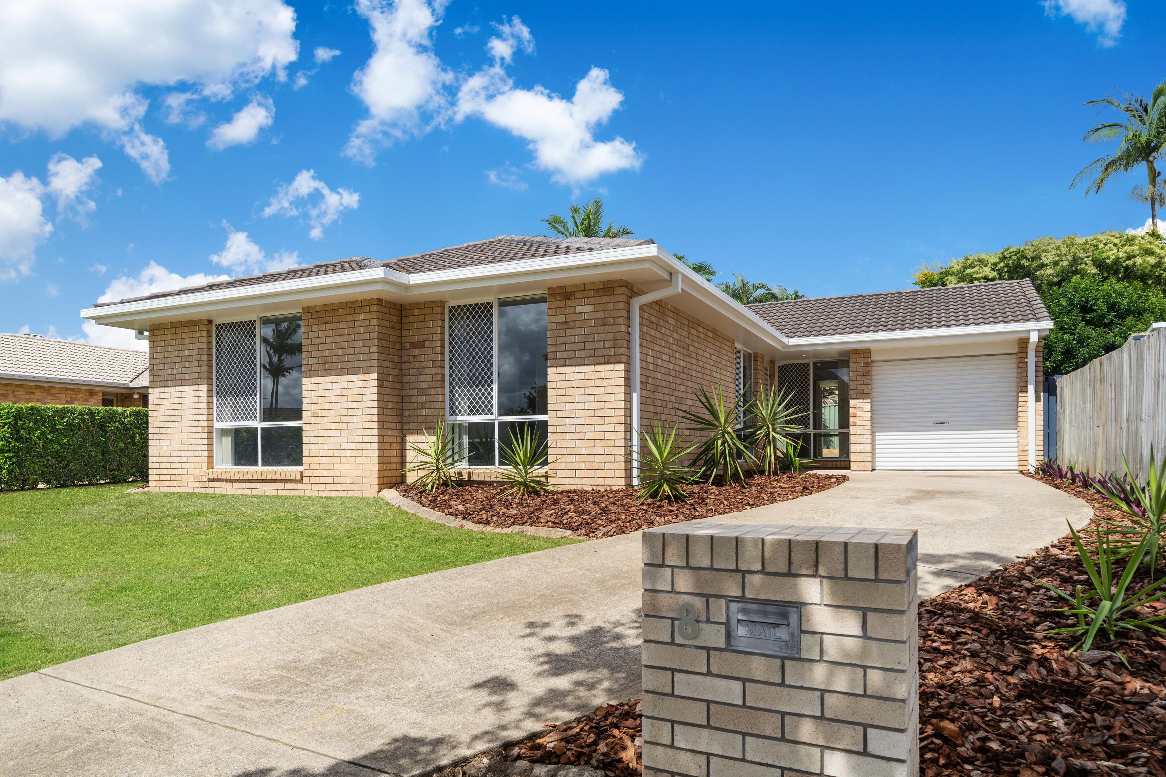 8 Murrumbidgee Street, Hillcrest QLD 4118, Hillcrest - Image 1
