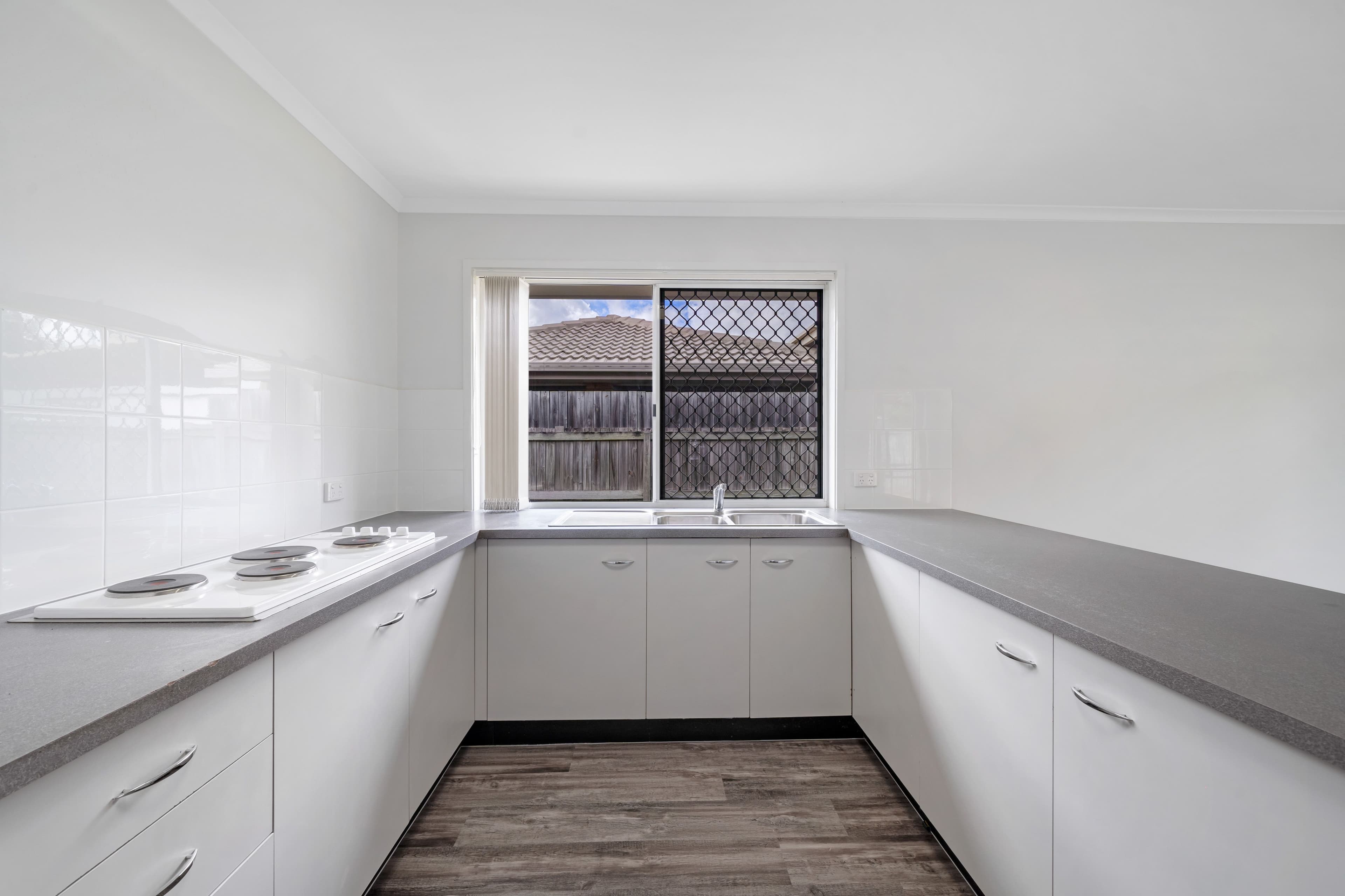 8 Murrumbidgee Street, Hillcrest QLD 4118, Hillcrest - Thumbnail 4