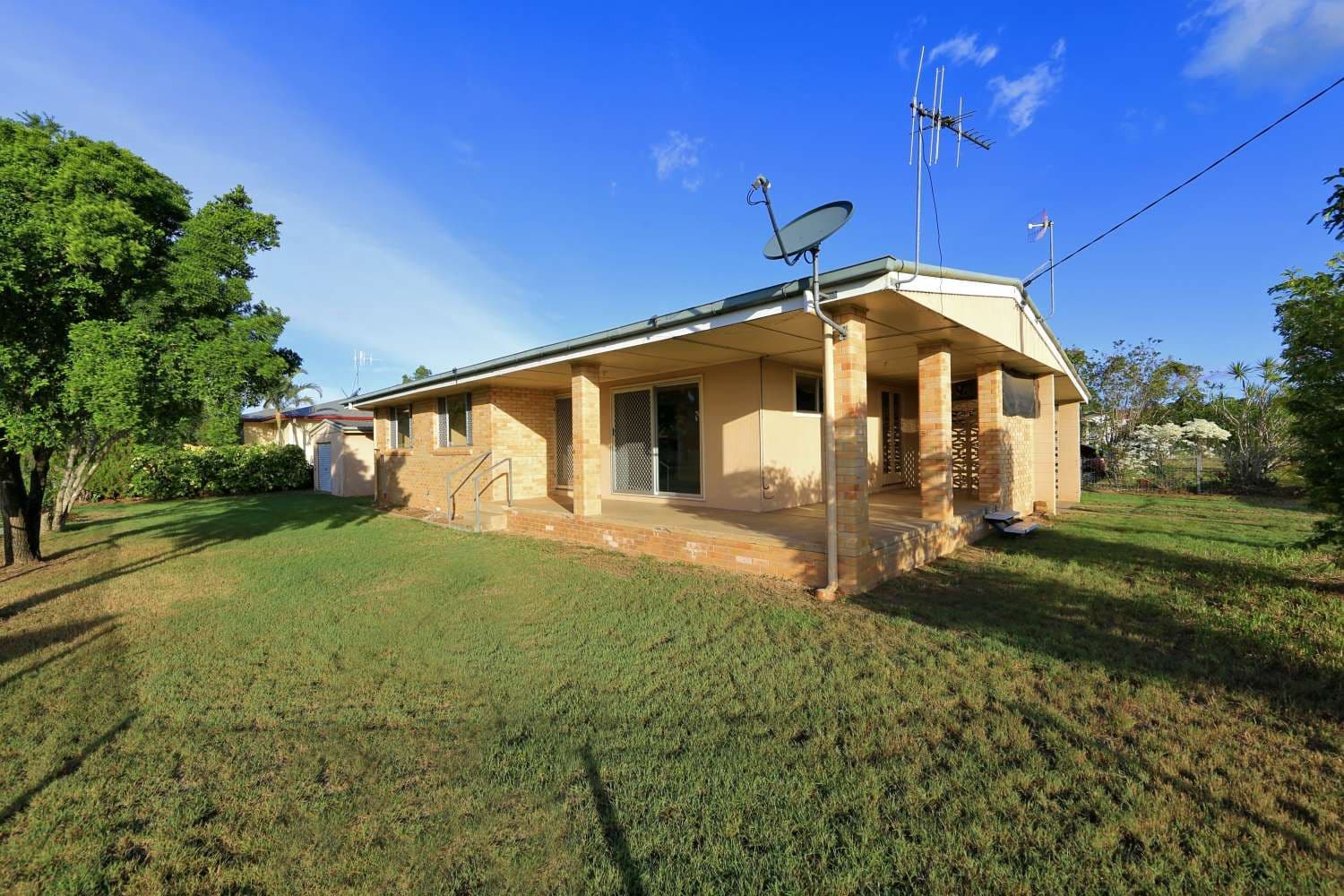 38 Tarakan Street, SVENSSON HEIGHTS QLD 4670, Svensson Heights - Image 1